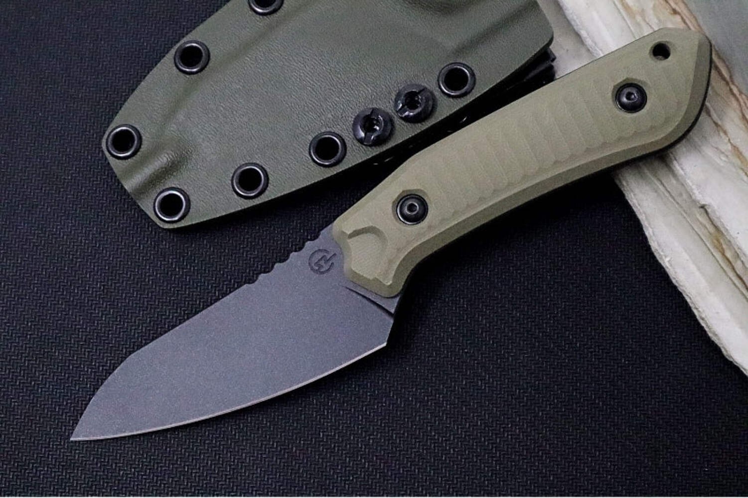 Schwarz Designs Overland X - OD Green G-10 Handle / Magnacut Blade / Black Cerak