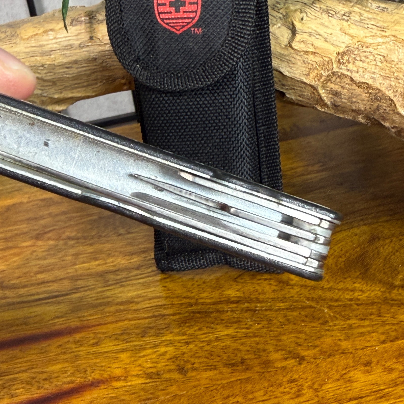 Steeledge Multi Tool with Sheath