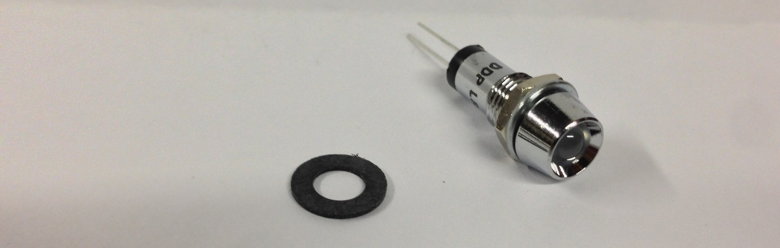 Data Display Products Panel Mount LED PMRL200-LRG2-WT NOS