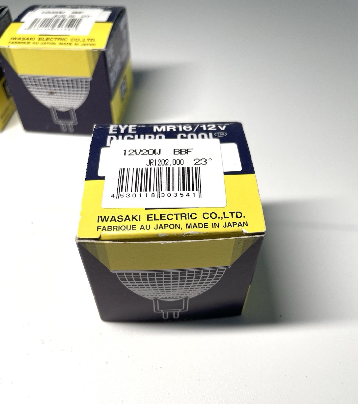 Dichro-Cool MR16 12V 20W EYE IWASAKI ELECTRIC NIB JR1202.000 Lot of 4