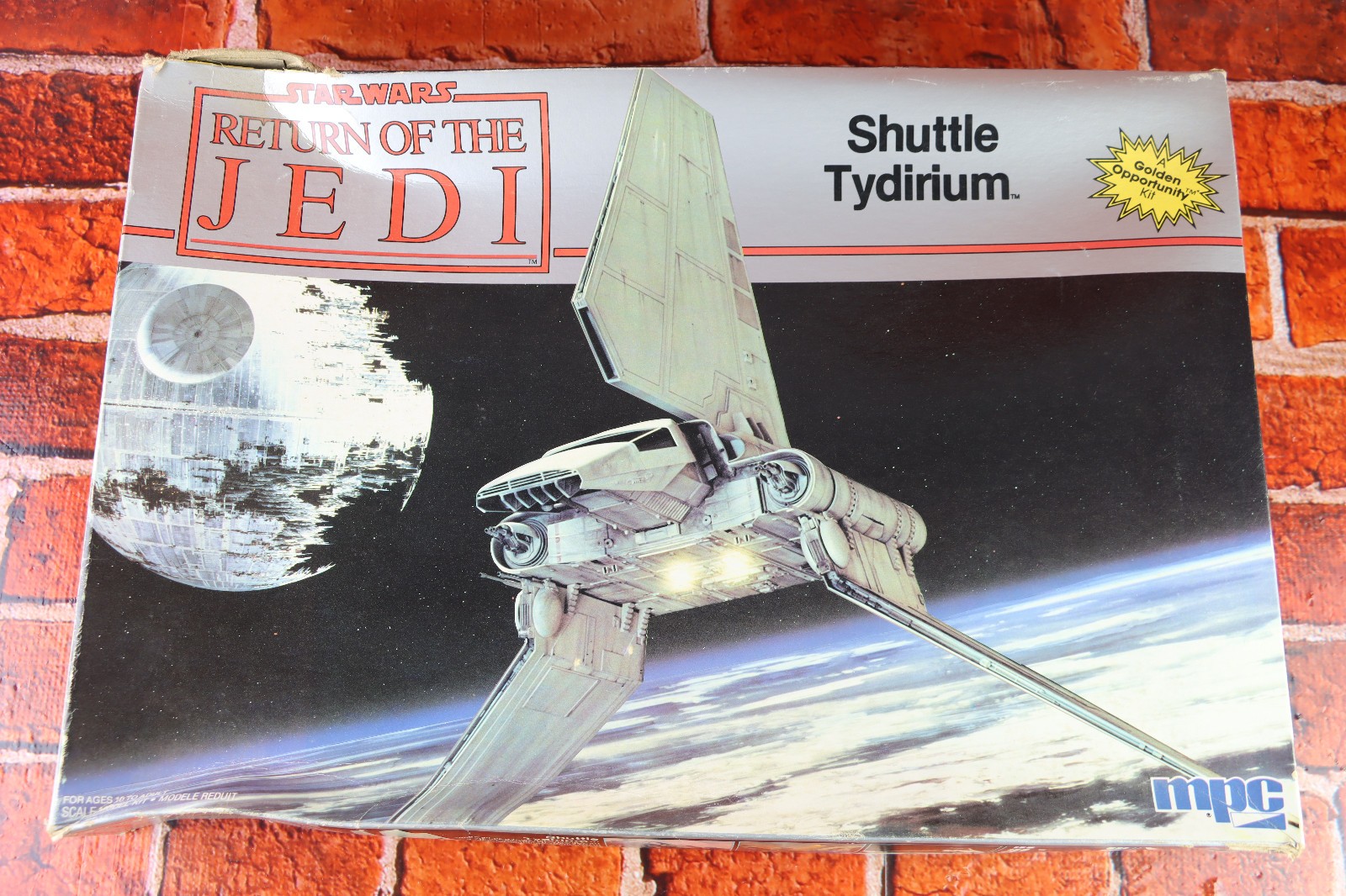 MPC Star Wars Jedi Shuttle Tydirium 1-1920 Model Kit READ