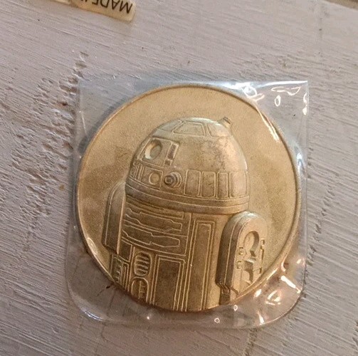 RARE Star Wars R2-D2 Collectible Coin Lucasfilm 2005