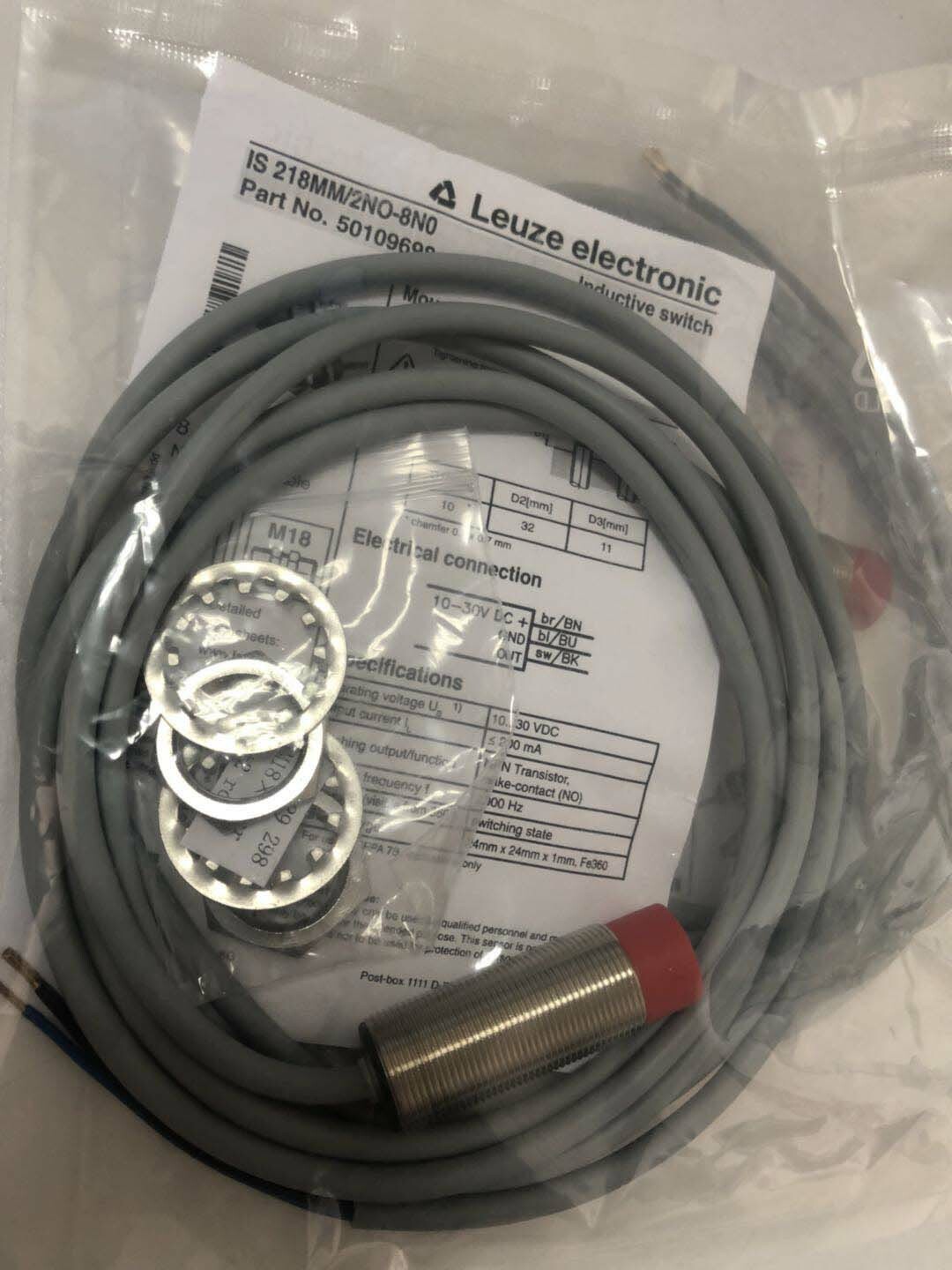 Leuze IS218MM/2NO-8EO 10-30VDC Proximity Switch New ✦KD
