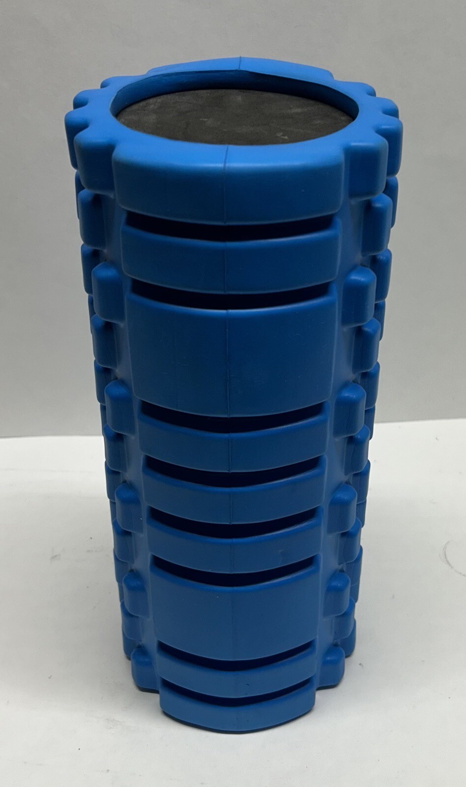 High Density Blue Foam Roller for Muscle Massage/Recovery - EUC