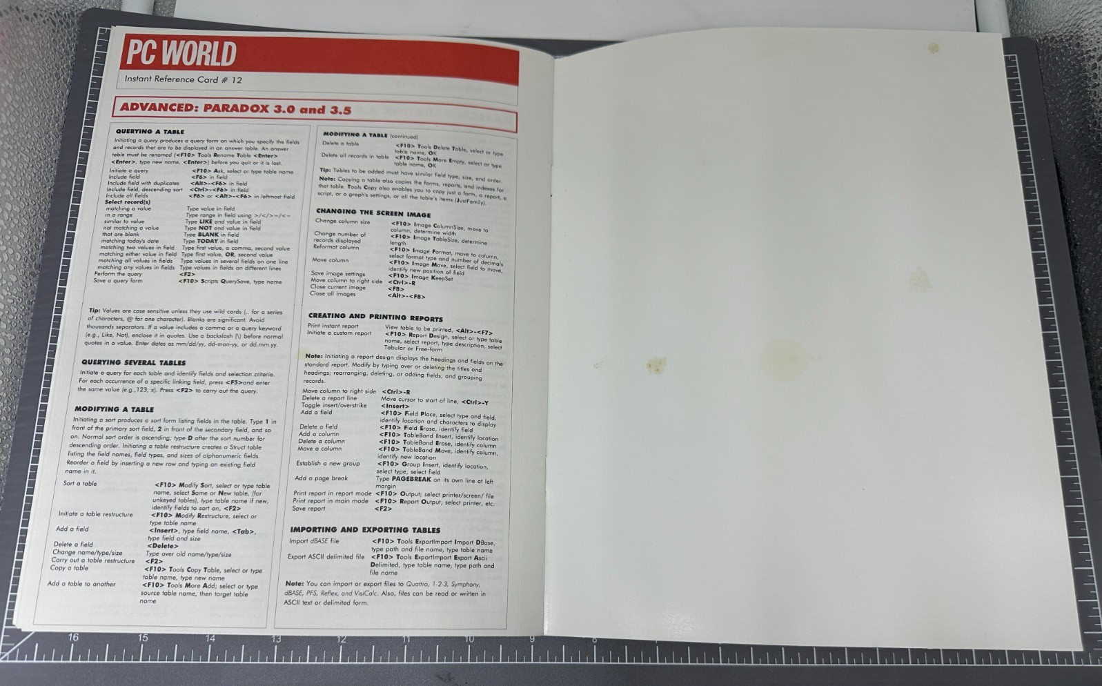 PC WORLD - Instant Reference Card Collection Booklet