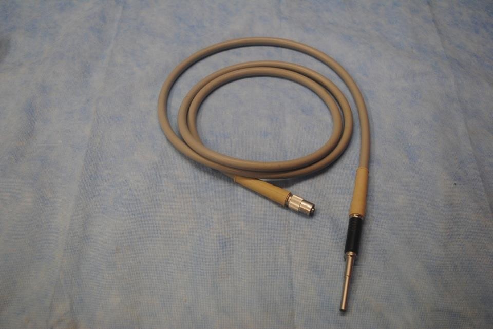 STORZ MODEL 495NB FIBRE OPTIC CABLE-WORKING-WARRANTY