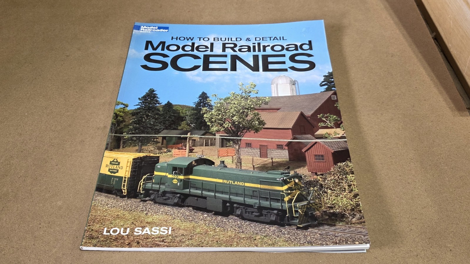 Kalmbach - #12249 - Model Railroader - How To Build & Detail Model RR Scenes