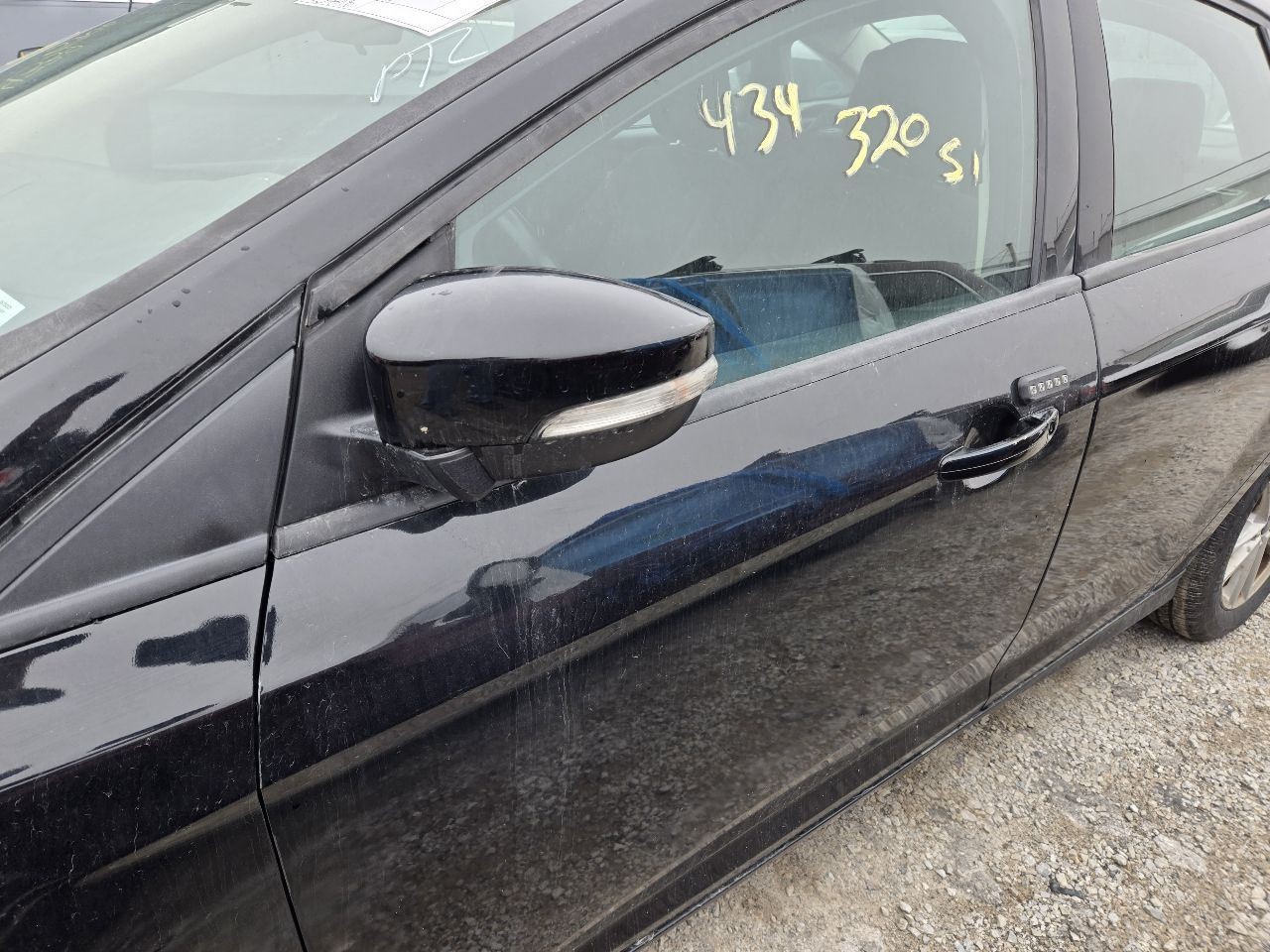 2015-2018 Ford Focus Front 4.2" Display Screen