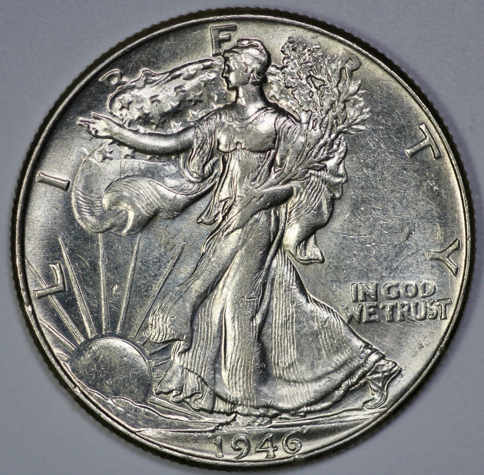 1946 Walking Liberty 50c Silver Half Dollar UNC