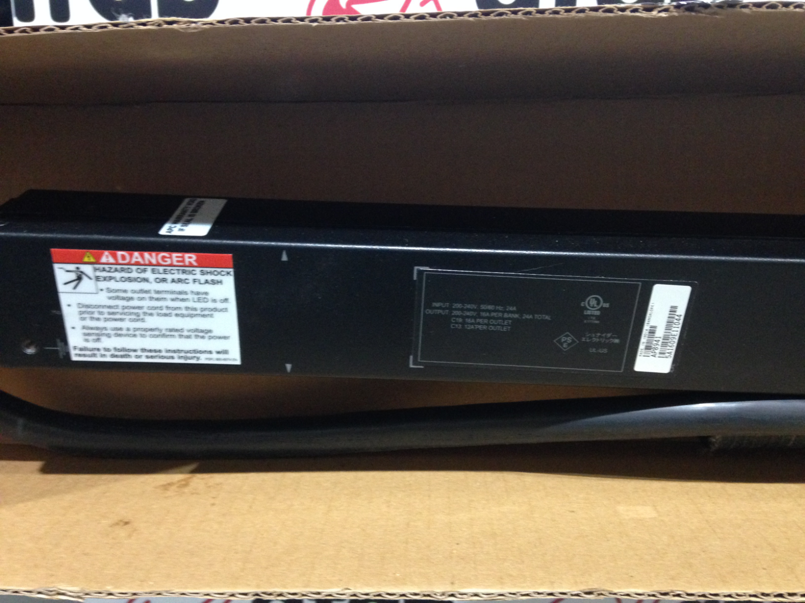 APC AP8941 Switched Rack 24 Outlet PDU
