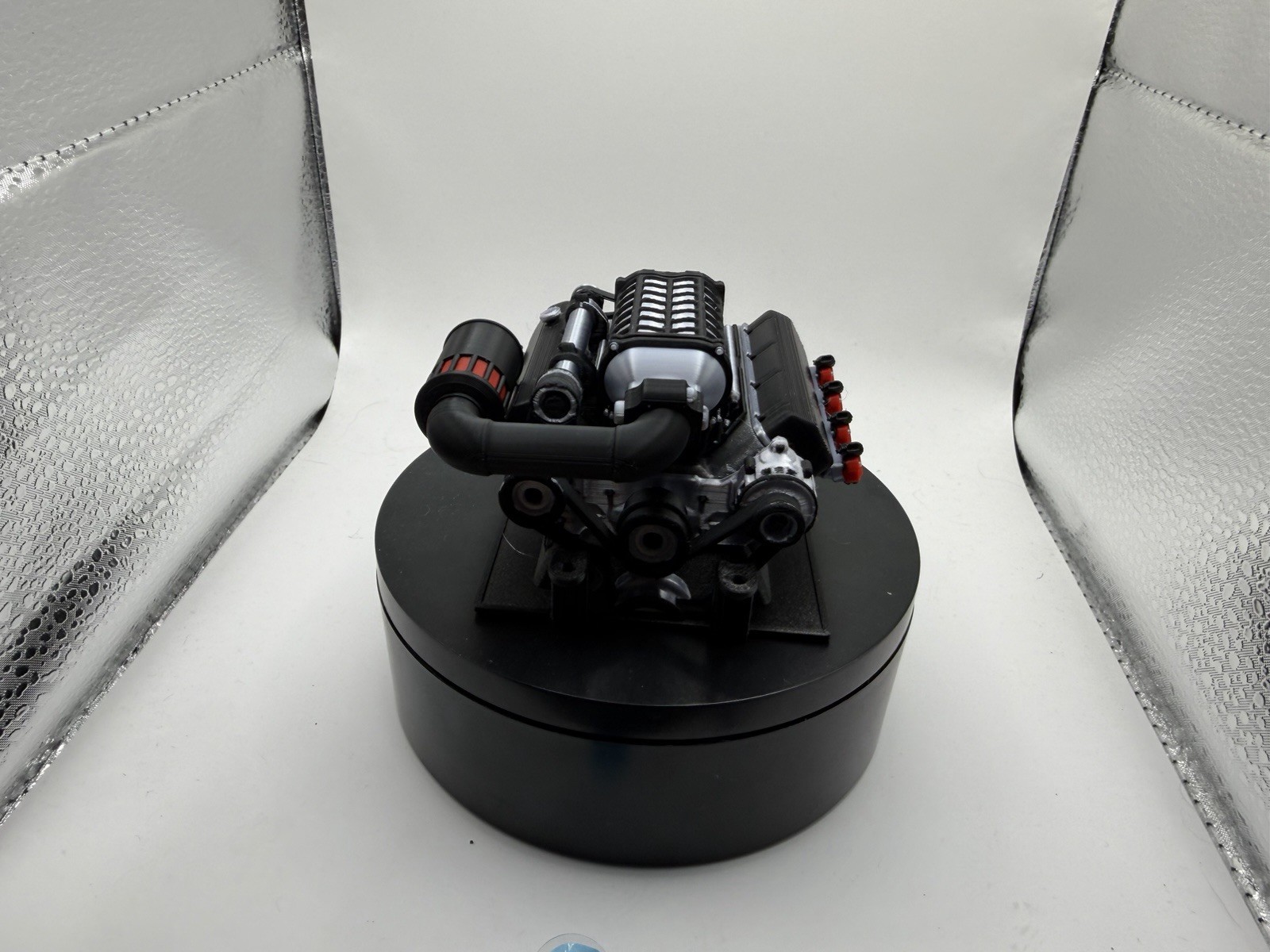 Vanquish H10 Optic Black And silver Engine And Matching Radiator Combo