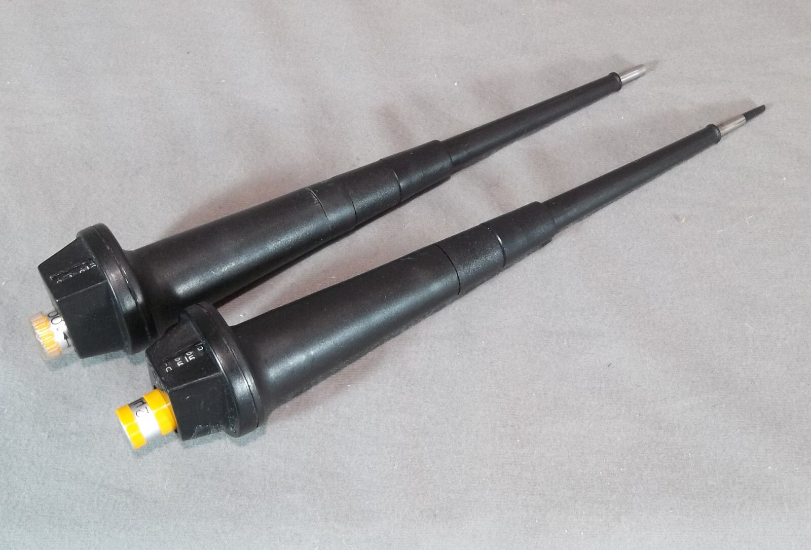 Two Eppendorf Adjustable Volume Pipettes Pipetman Pipetters, 2-10ul and 10-100ul