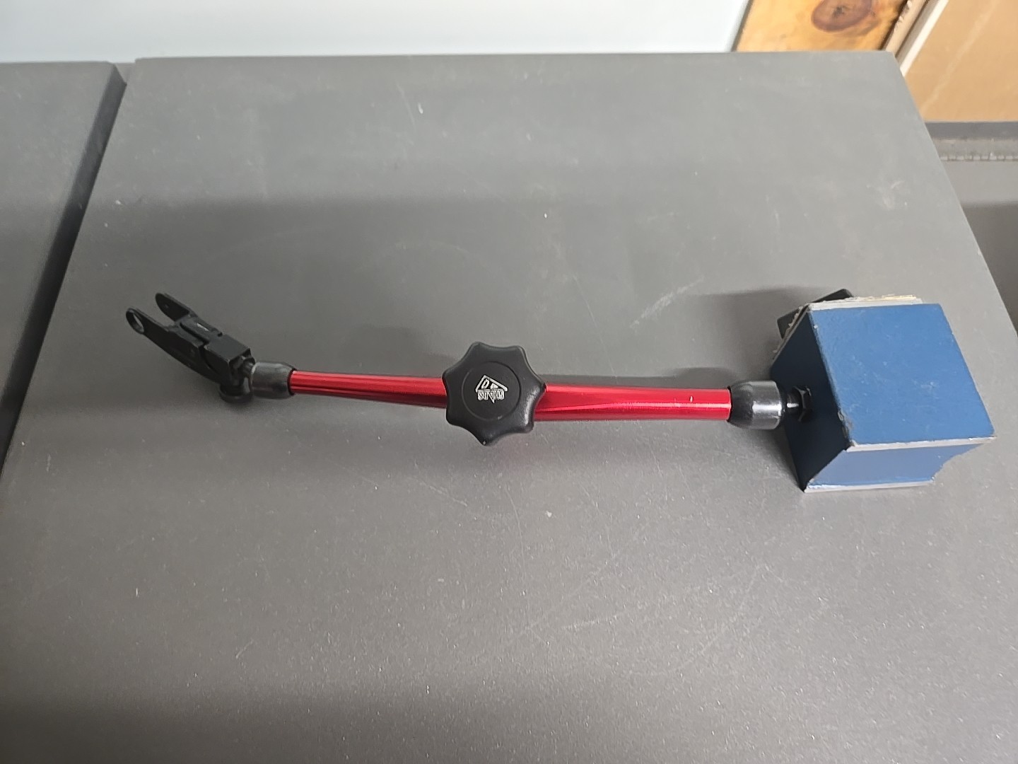 Shars Magnetic Base Holder, Missing Something On The Holder End