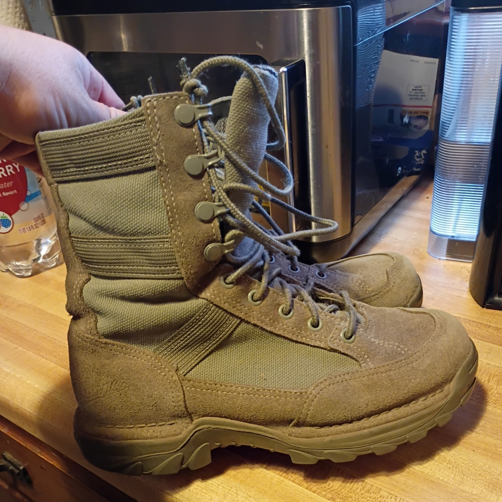 Danner Rivot TFX 8 sage Men's Size 7.5 Boots GTX