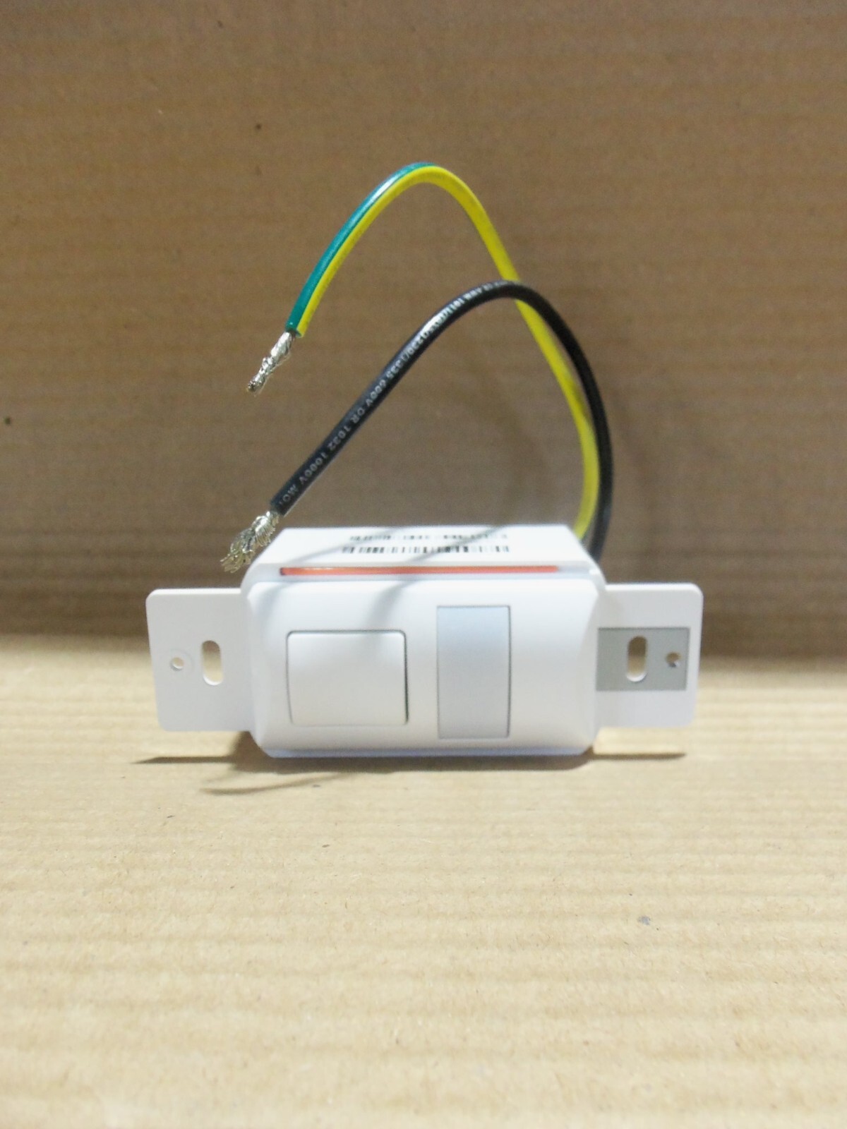 ECHOFLEX SOLUTIONS OWS-IR-US-120/277 PIR WATT SWITCH SENSOR