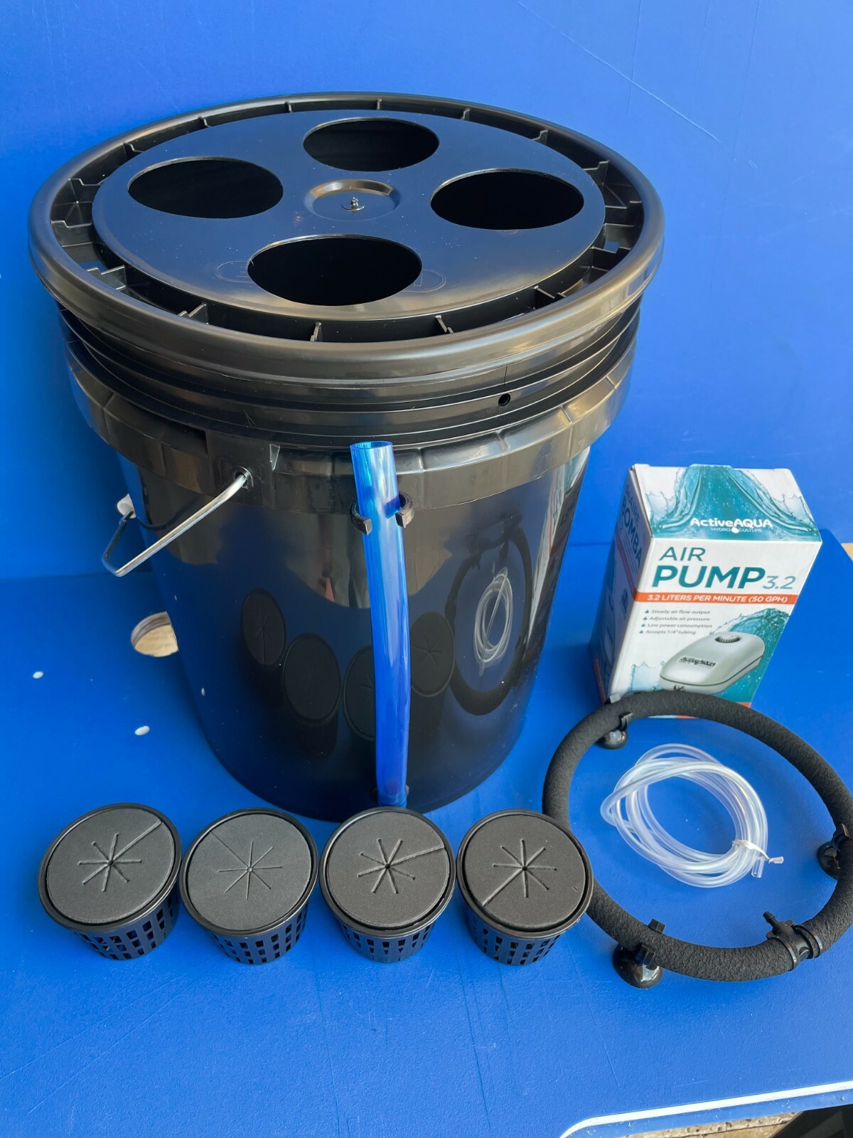 CLONE-N-GROW DWC Bubbler Bucket -Growing System 4 X 3" Net Cup Lid