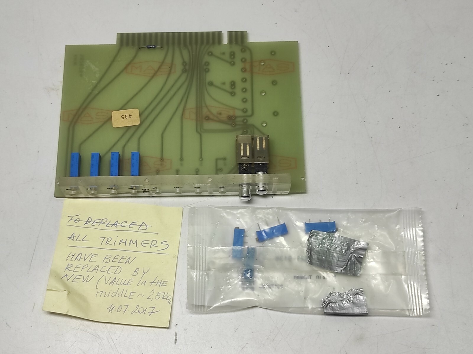 KMW 582826b PCB