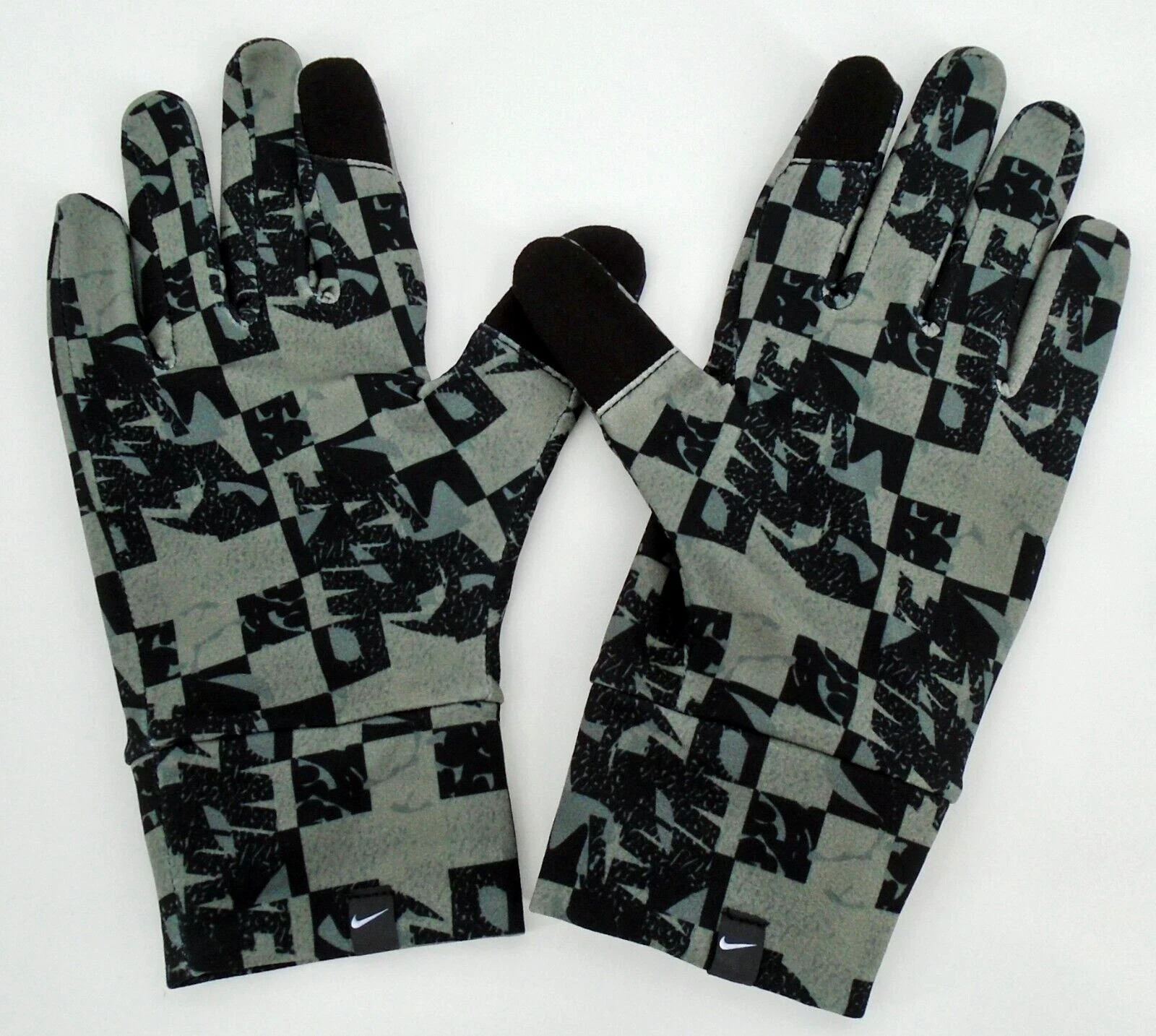 Nike Lightweight Tech Gloves Women's Medium Black/Flat Pewter/Silver
