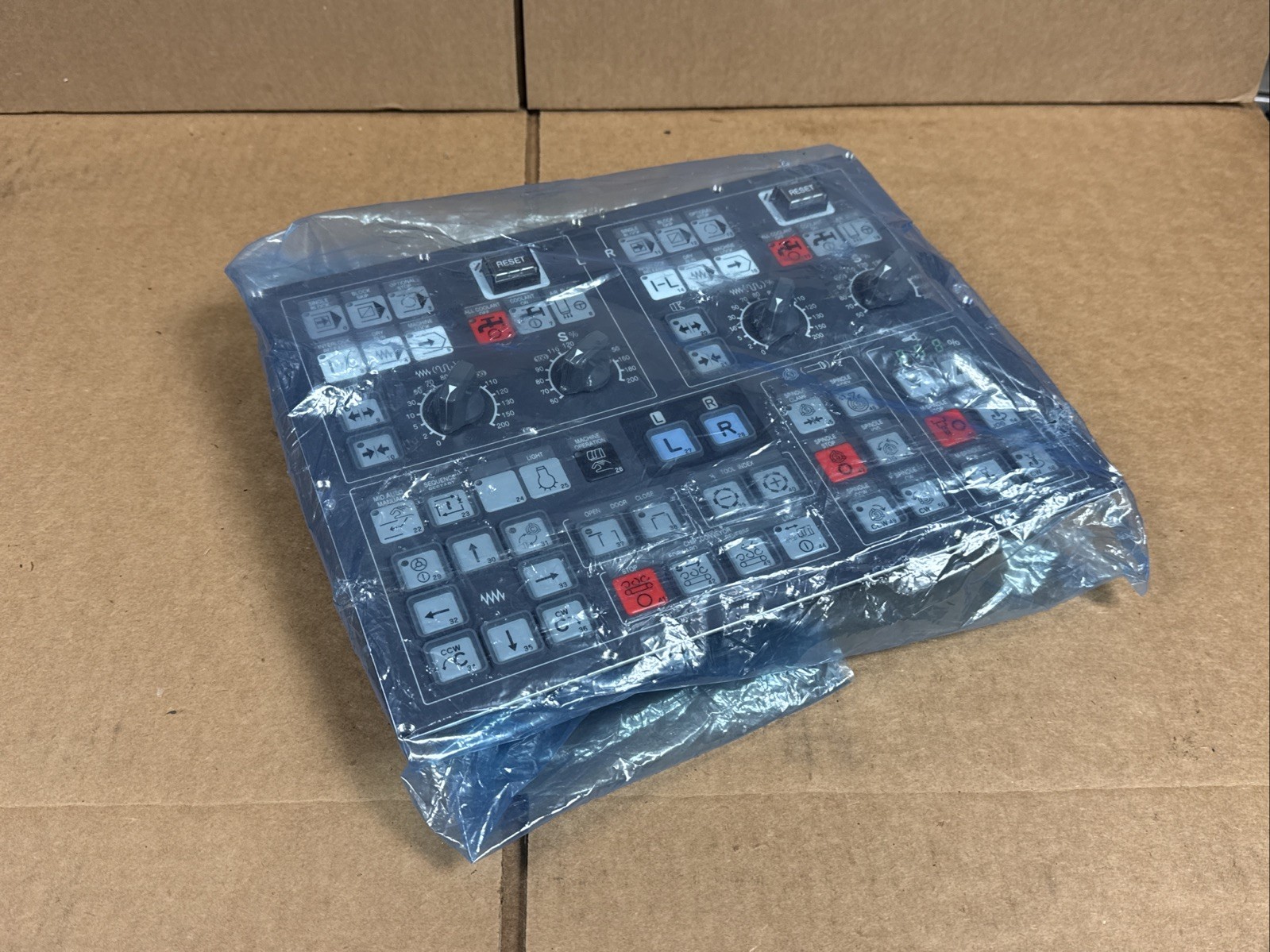 NEW OKUMA OKM52-A Operator Push Button Control Panel U3729-0911-002 FAST SHIP