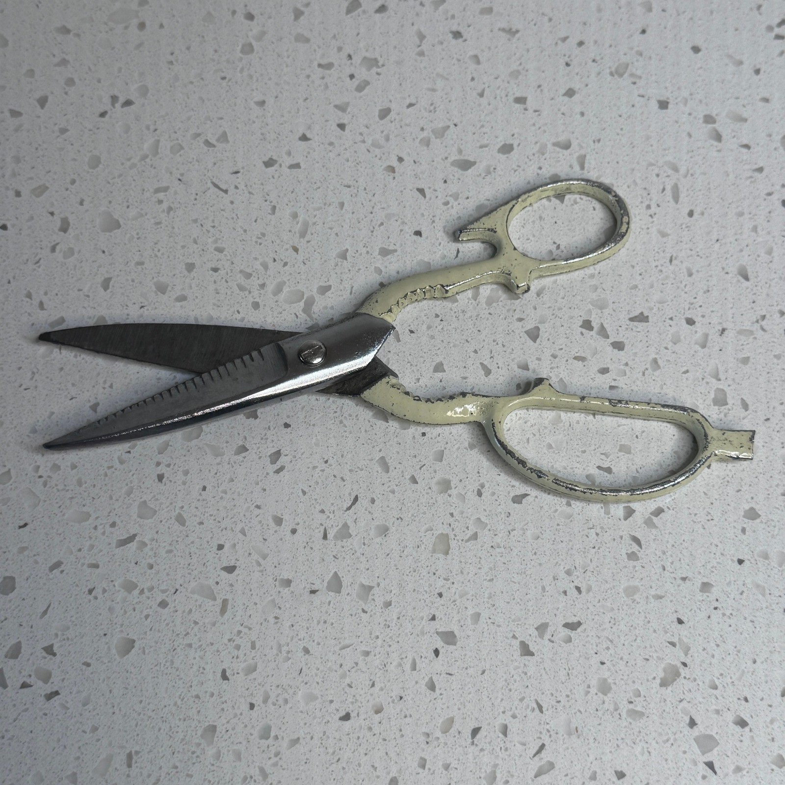 Vintage Kitchen Shears Multi-Tool Bottle Opener Nutcracker Cream Handles 8 Inch