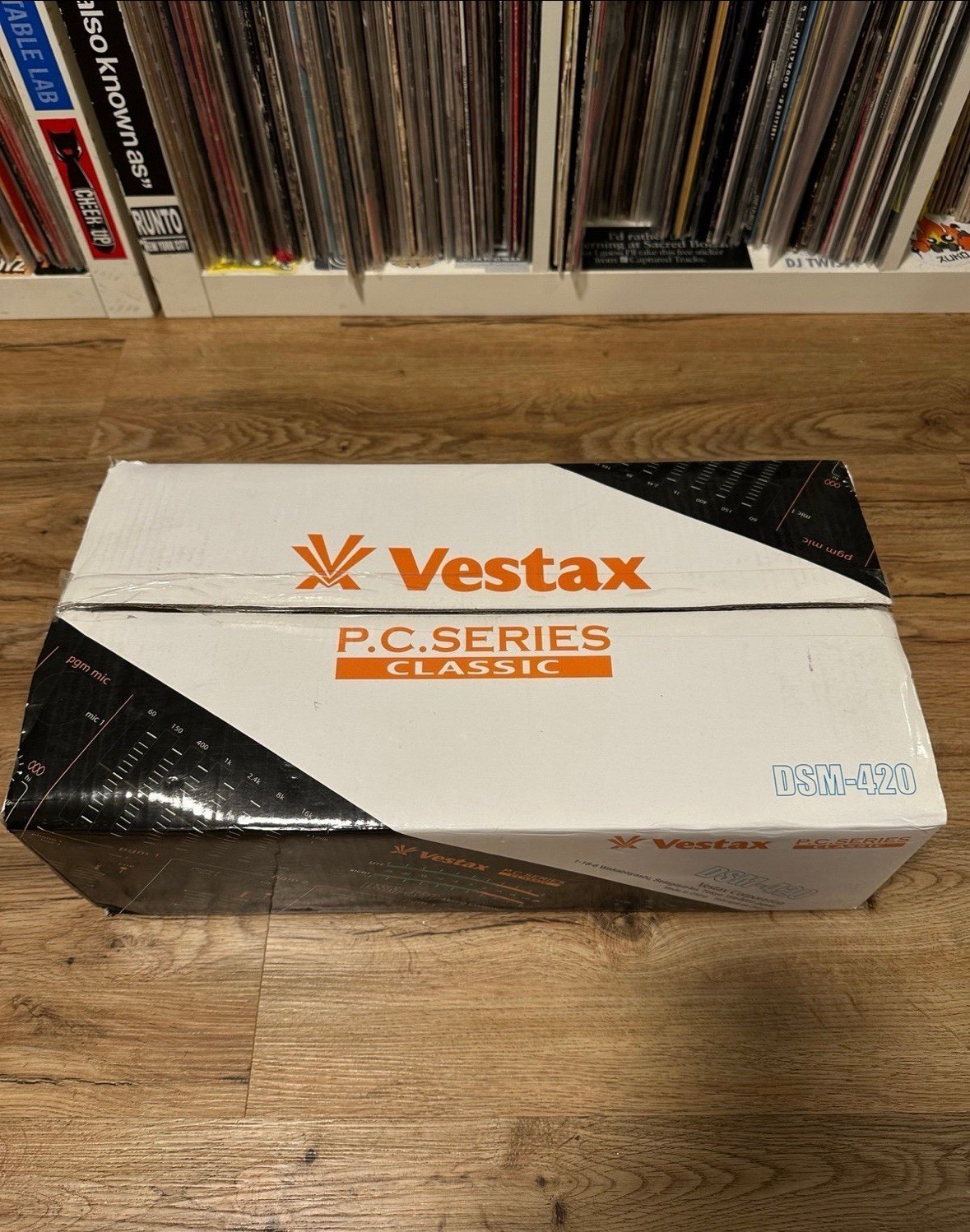Vestax DSM-420 Mixer (New, Open Box)
