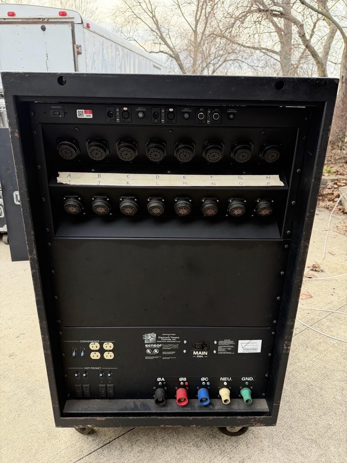 ETC Sensor 48-Channel Stage Lighting Dimmer Rack Cabinet w/ Casters