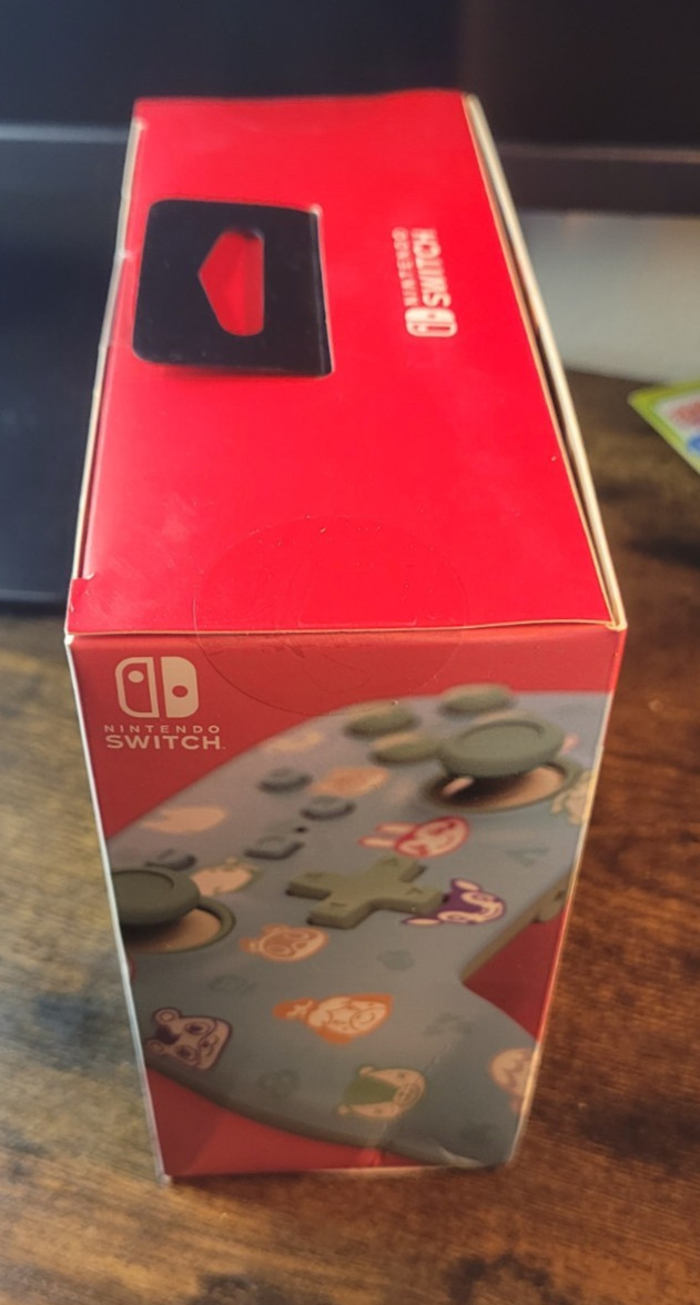 Animal Crossing Wired Controller Switch + Blathers Lottie Amiibo Bundle New Seal