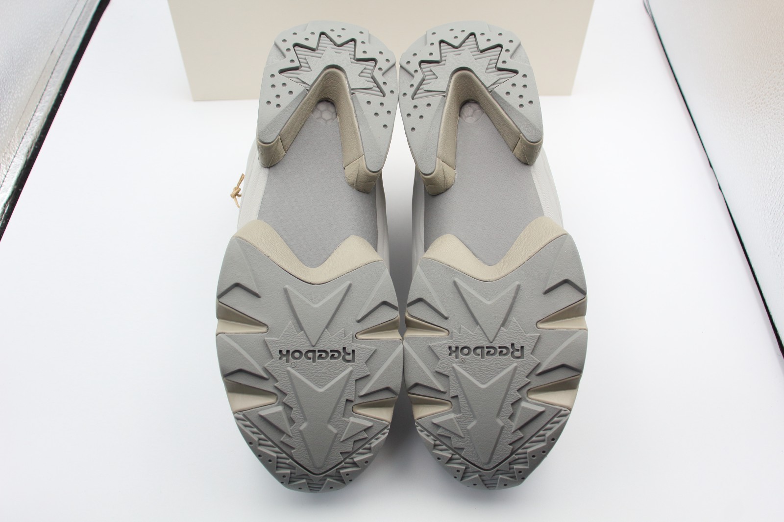 Playstation × Reebok InstaPump Fury 94 30th Anniversary 100258814 Men's US4-14