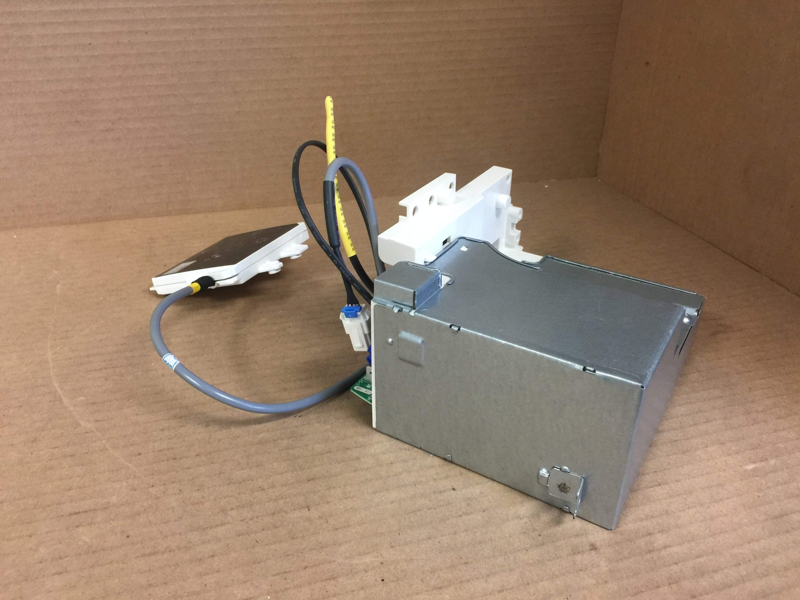EXCESS 10000203822 CONTROL BOARD ELECTRONIC BOX ASSEMBLY (209159)