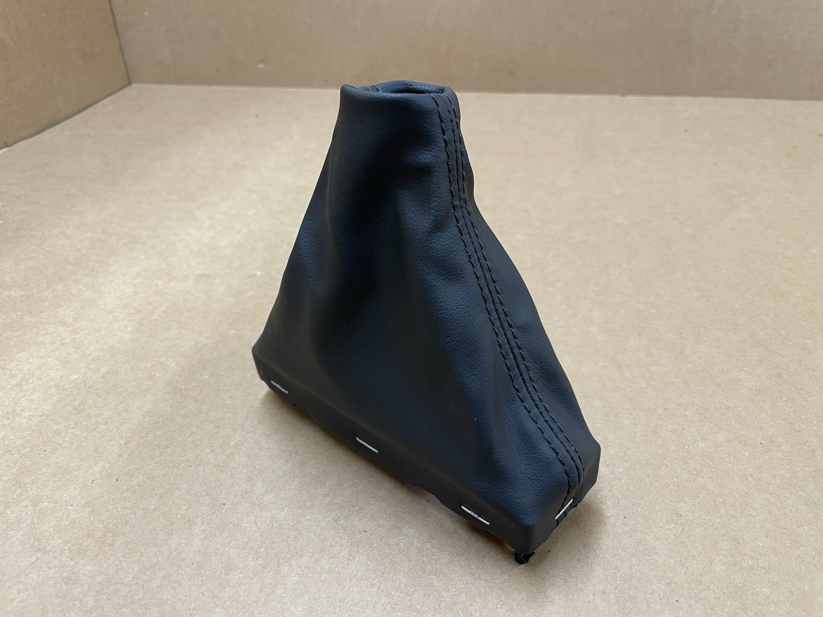 754130 Honda Accord 2023-2026 Floor Gear Shifter Boot OEM 54300-30A-A81ZA