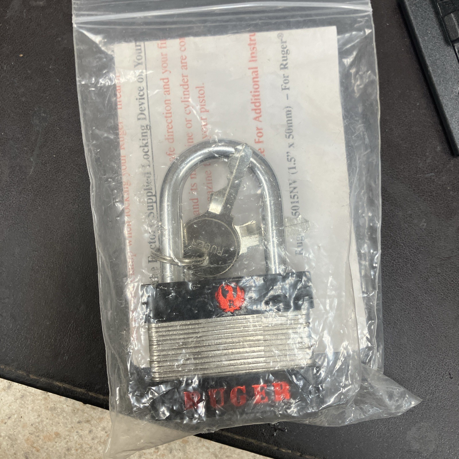 New Ruger Factory Gun Lock w/2 Keys Red Black