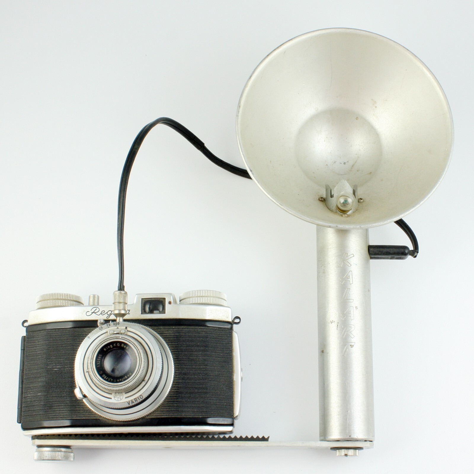 King Regula I-P 35mm Camera + Kalart Light-Weight Flash Gun - Parts or Display