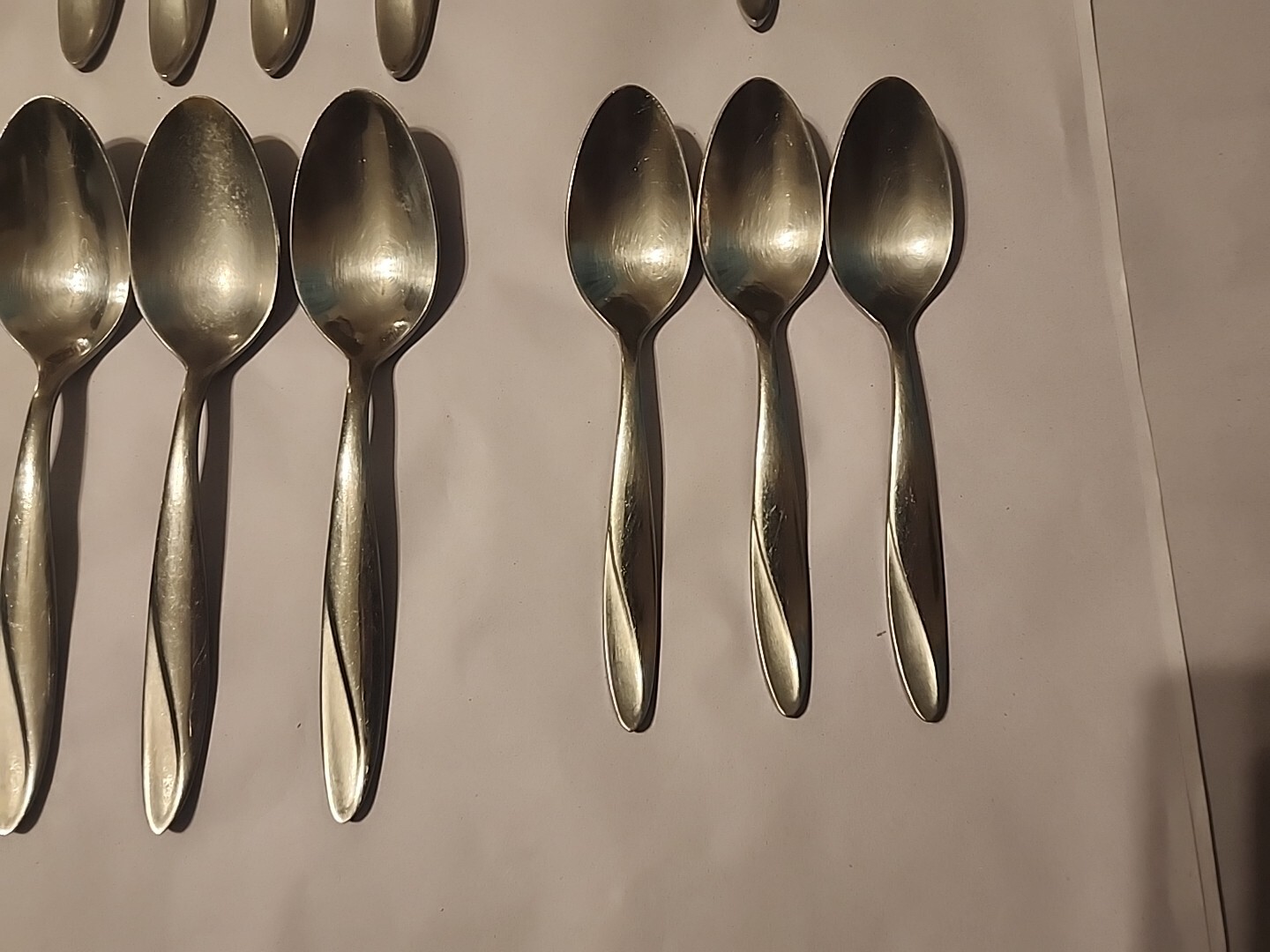 23pc Simmer by Oneida Stainless Flatware- Spoon, Fork, Knife
