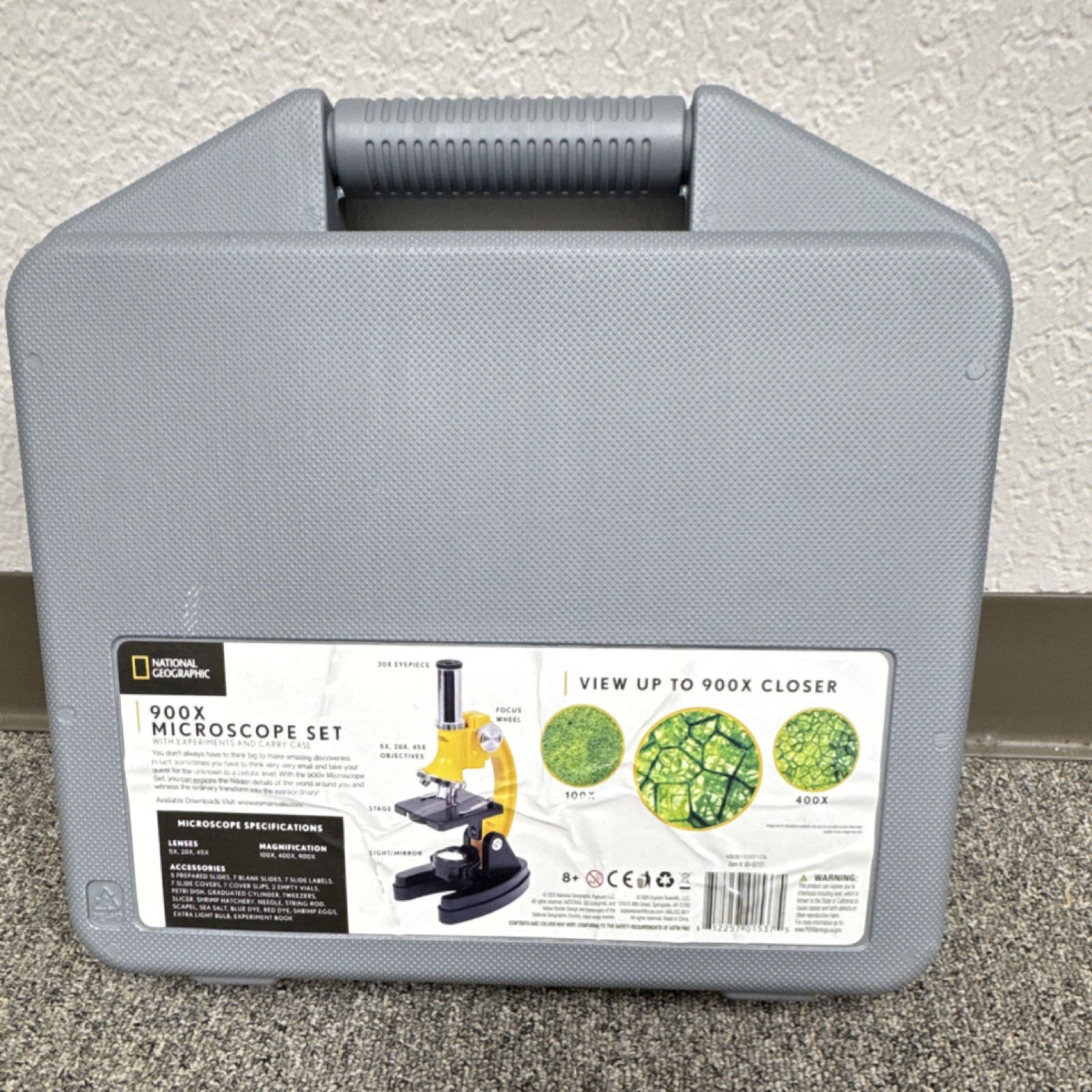 National Geographic Explore Small Worlds 900x Microscope Set with Carry Case
