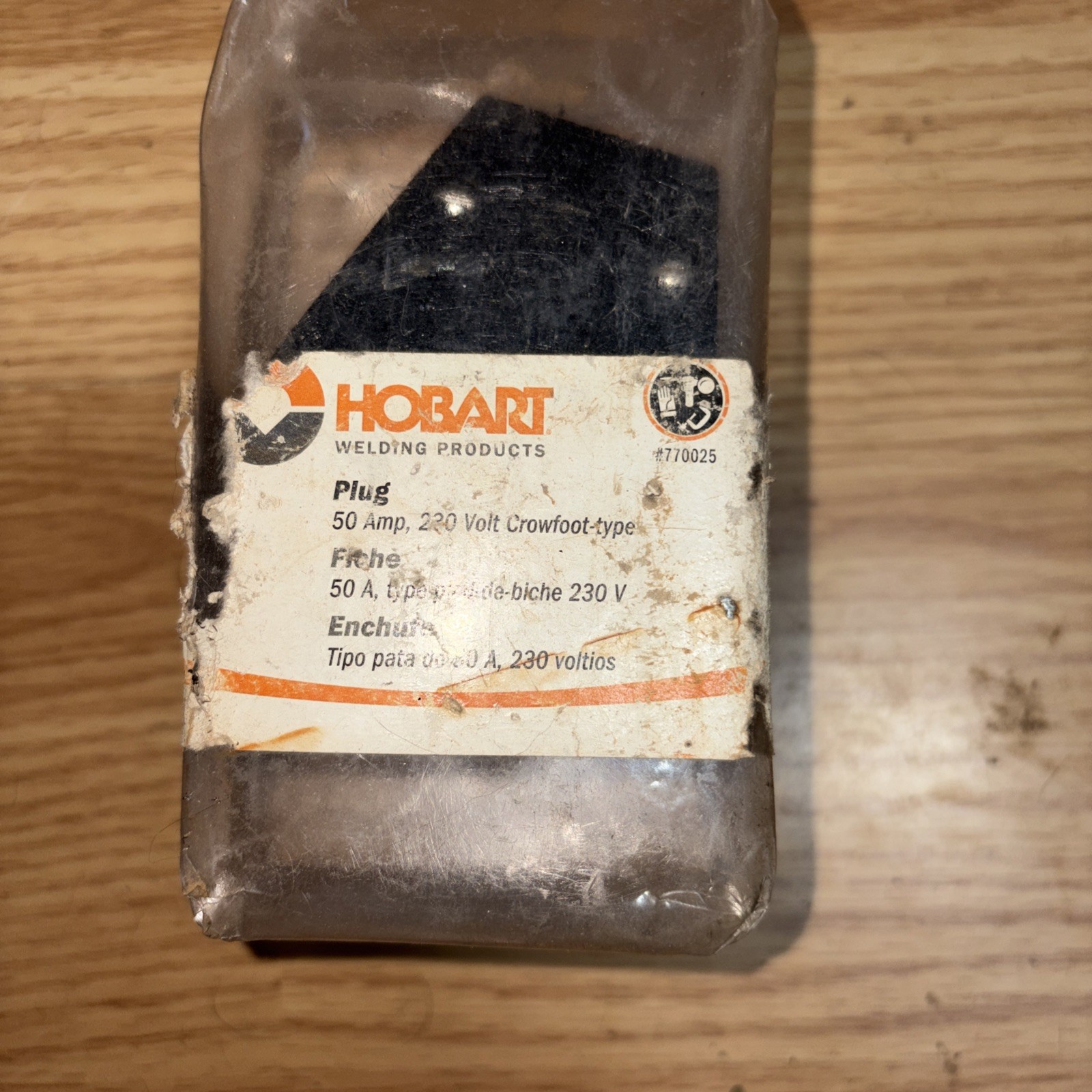 HOBART Welding Products-770025 Crowfoot-type Plug 50A, 230 V