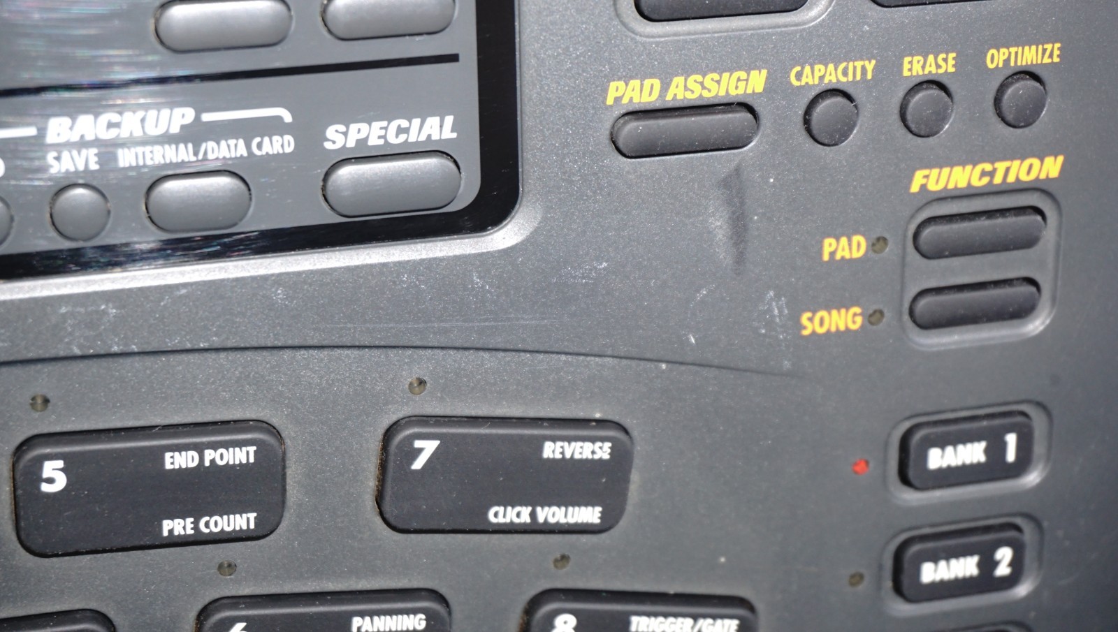 Zoom ST-224 SampleTrak Drum / Groove Machine & Sampler