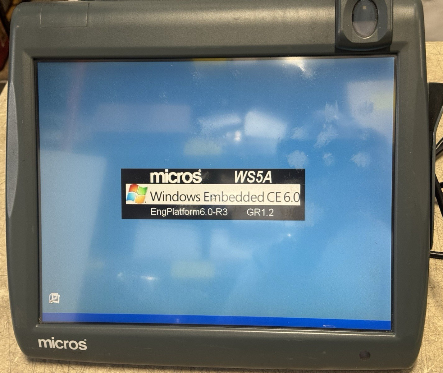 Micros Workstation 5A POS 400814-101 Terminal & Stand & Fingerprint Identifier
