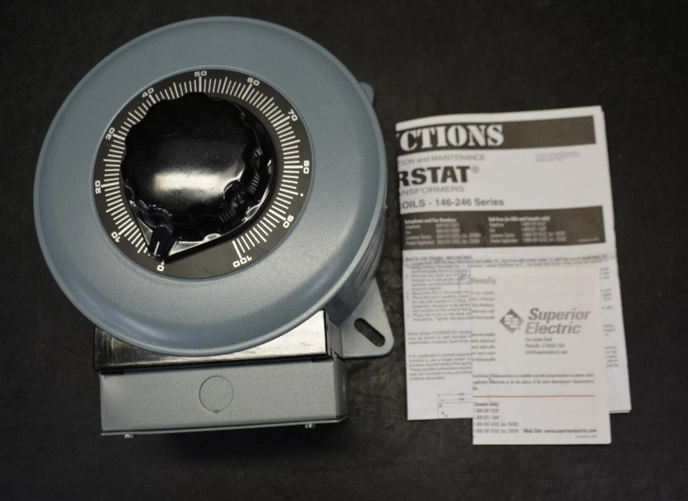 Superior Electric Powerstat 146T Variable autotransformer (0-140V/30A) 4.2KVA