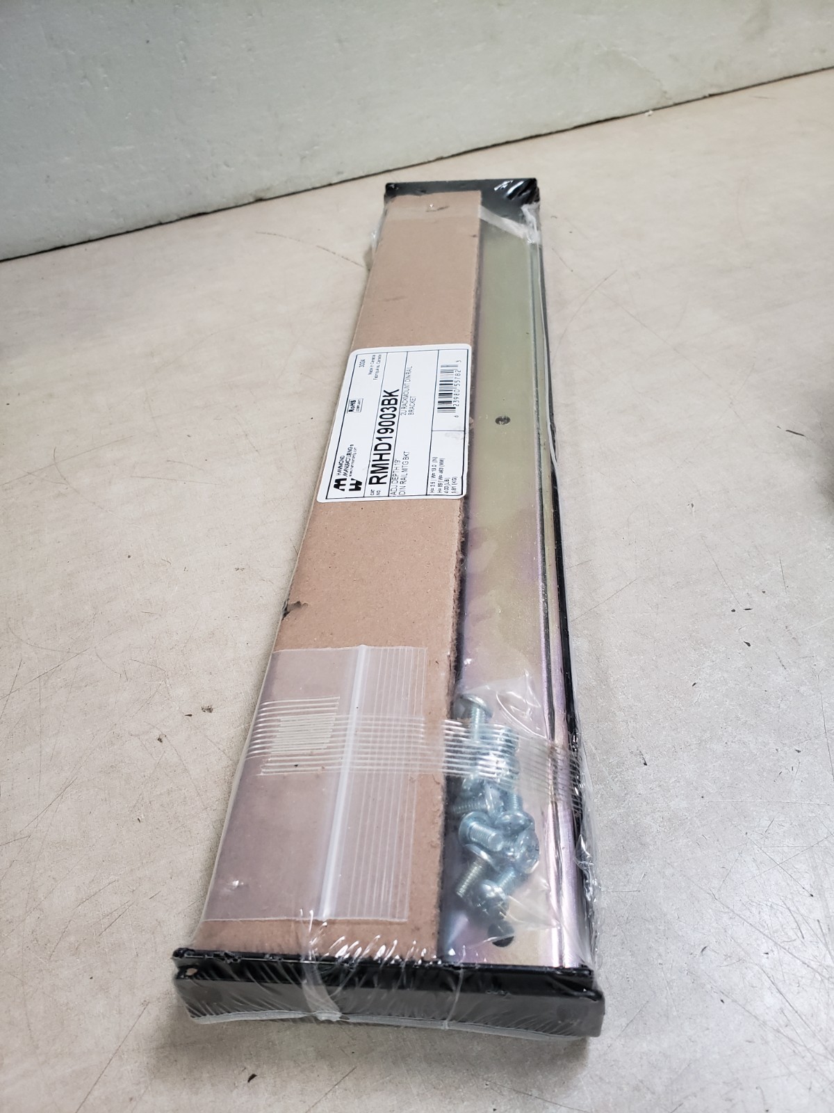 Hammond RMHD19003BK 2U Rackmount Din Rail Bracket