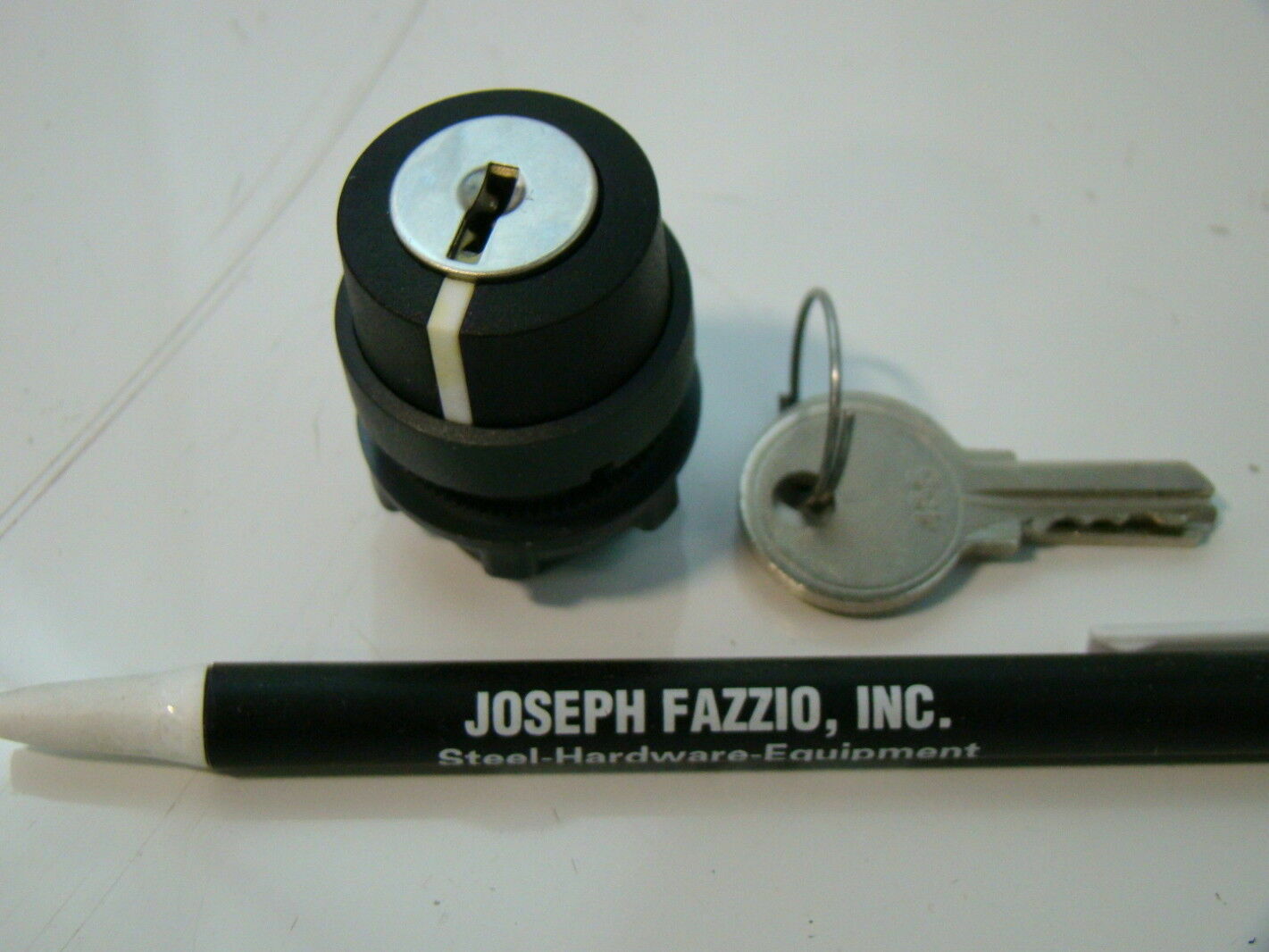 Telemecanique 2 Position Selector Switch ZB5AG2