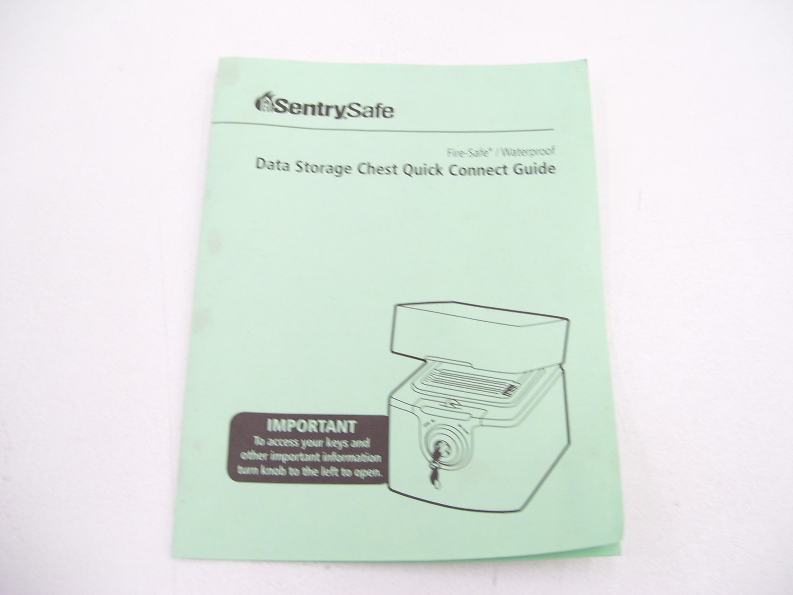 SENTRY SAFE QA0121 FIRE-SAFE WATERPROOF DATA USB CD/DVD STORAGE CHEST SAFE