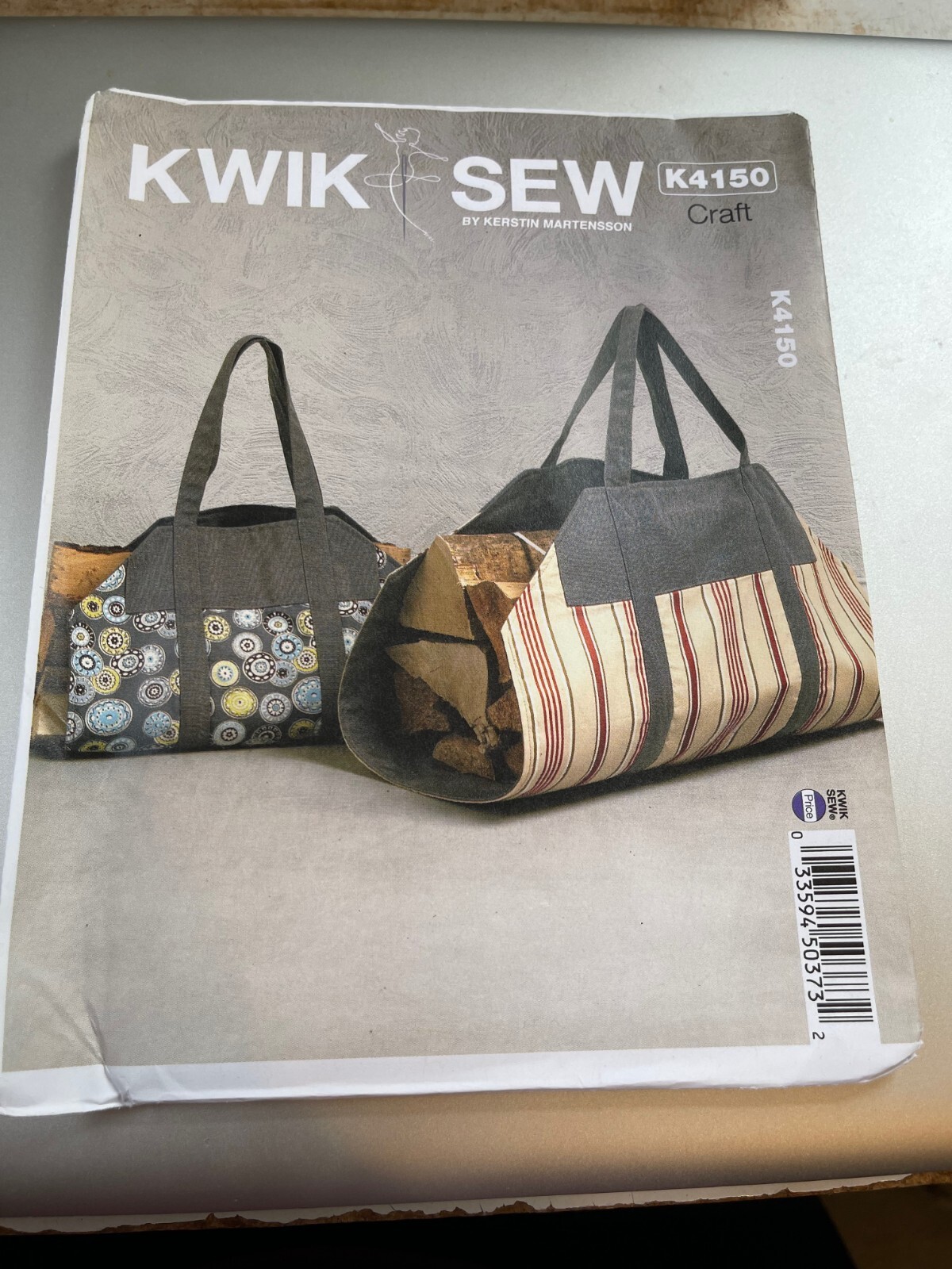 Kwik Sew Pattern K4150 ~ Log Carrier in (2) Sizes - Small & Large w/Handles
