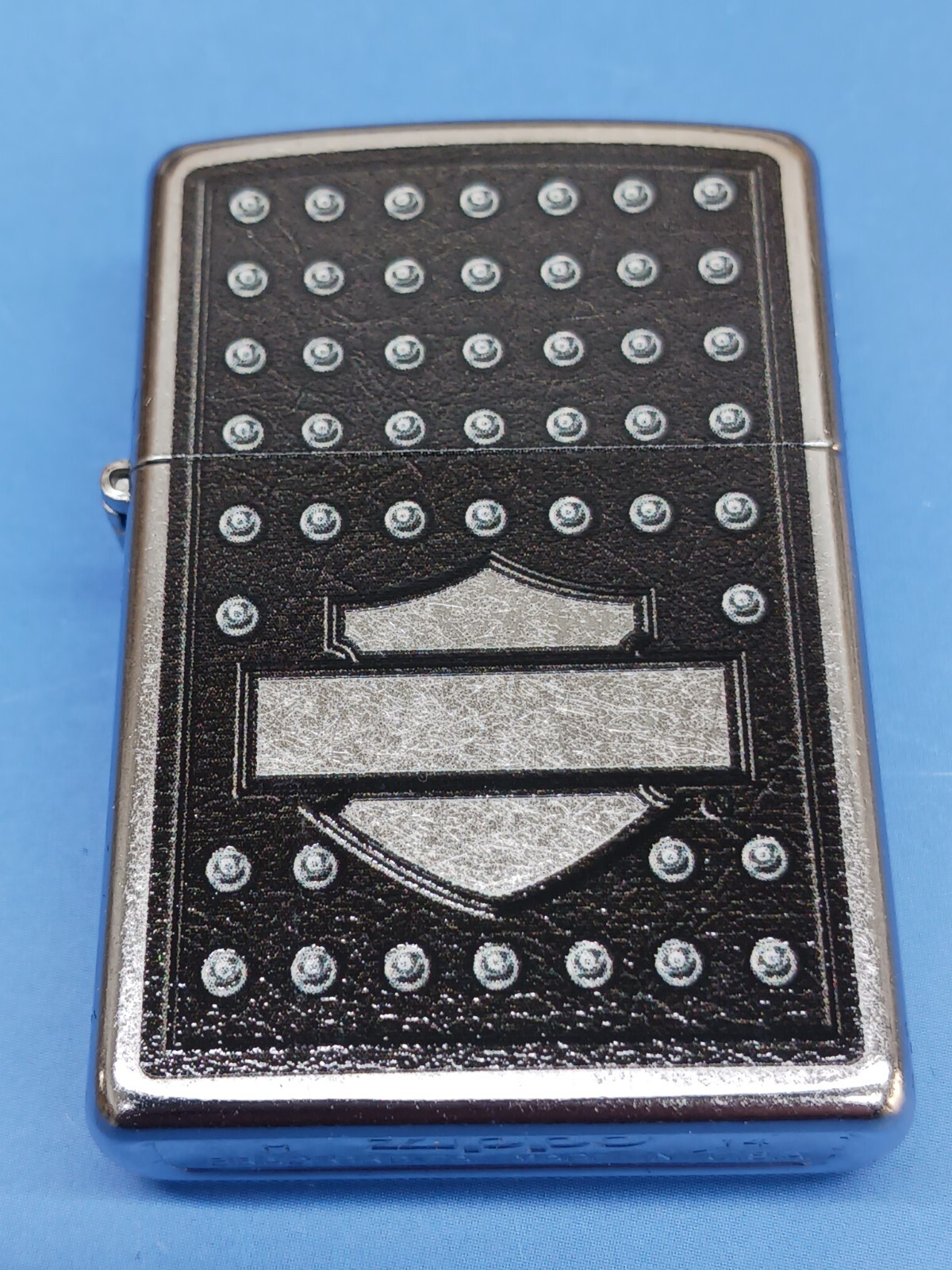 Zippo 28482 H-D Bar and Shield Street Chrome