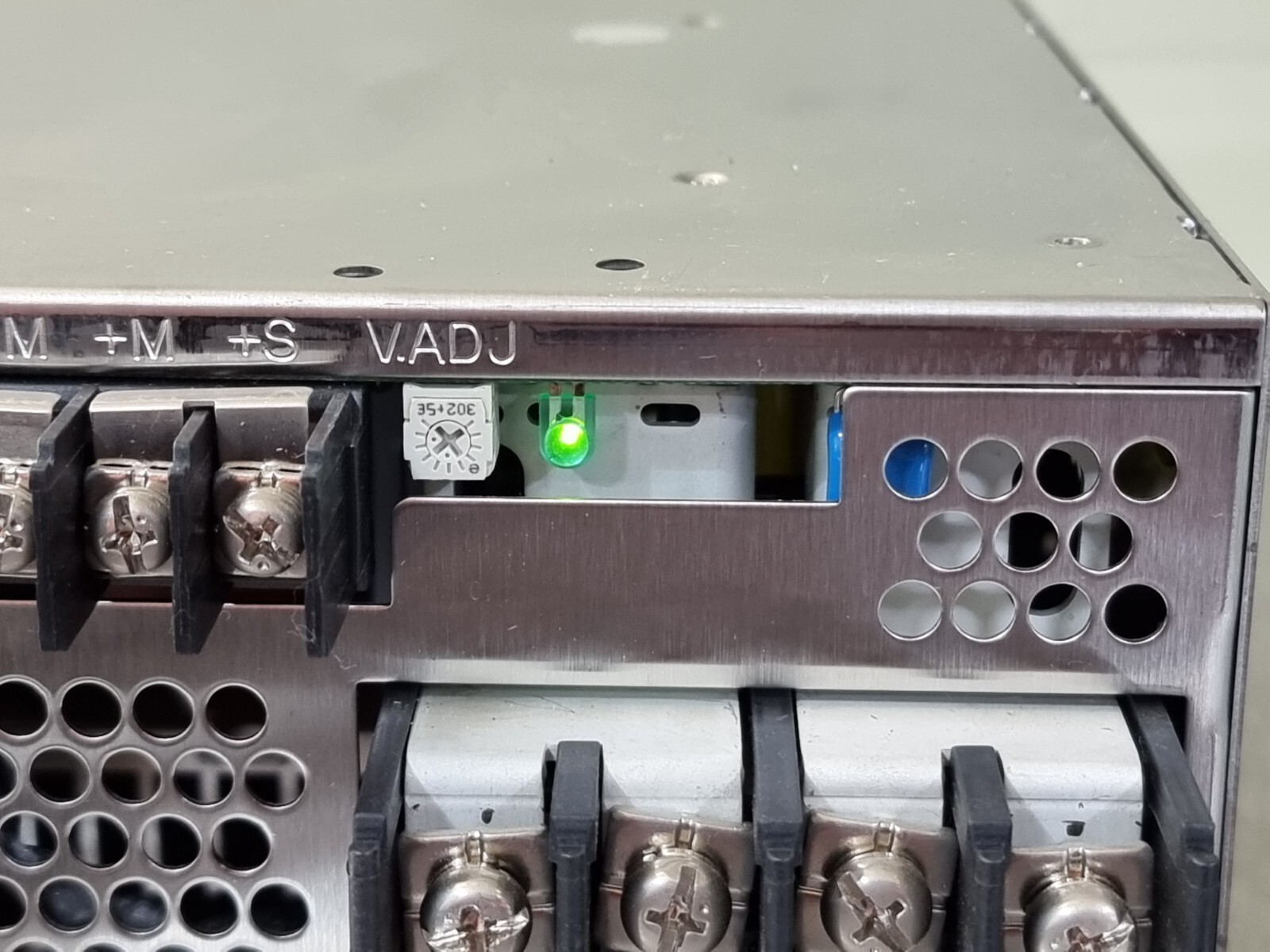 COSEL DC POWER SUPPLY PAA600F-24