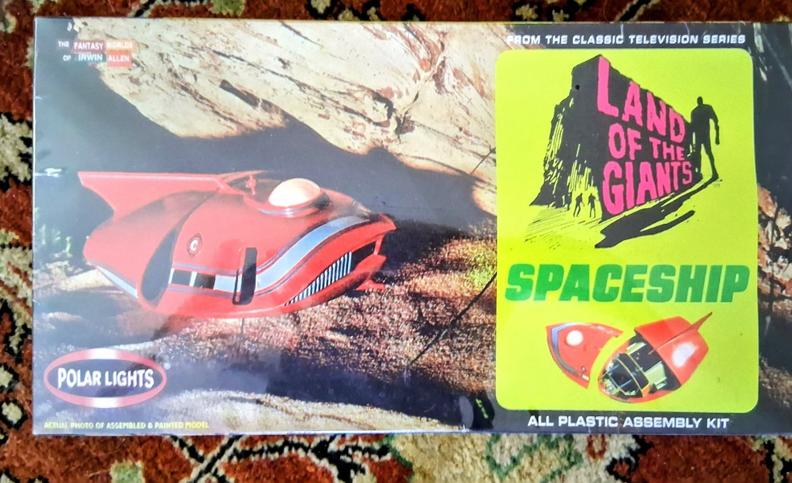 LAND OF THE GIANTS 1/64 "SPINDRIFT" Spaceship Polar Lights model 7513 NIOB