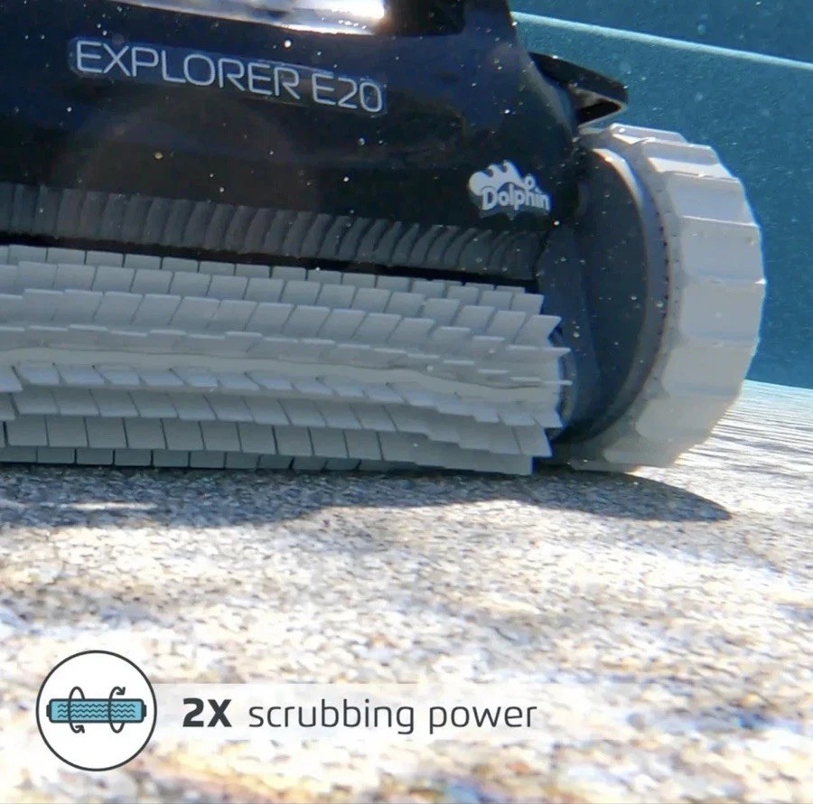 Dolphin Explorer E20 robotic pool Cleaner! New! FAST SHIPPING!
