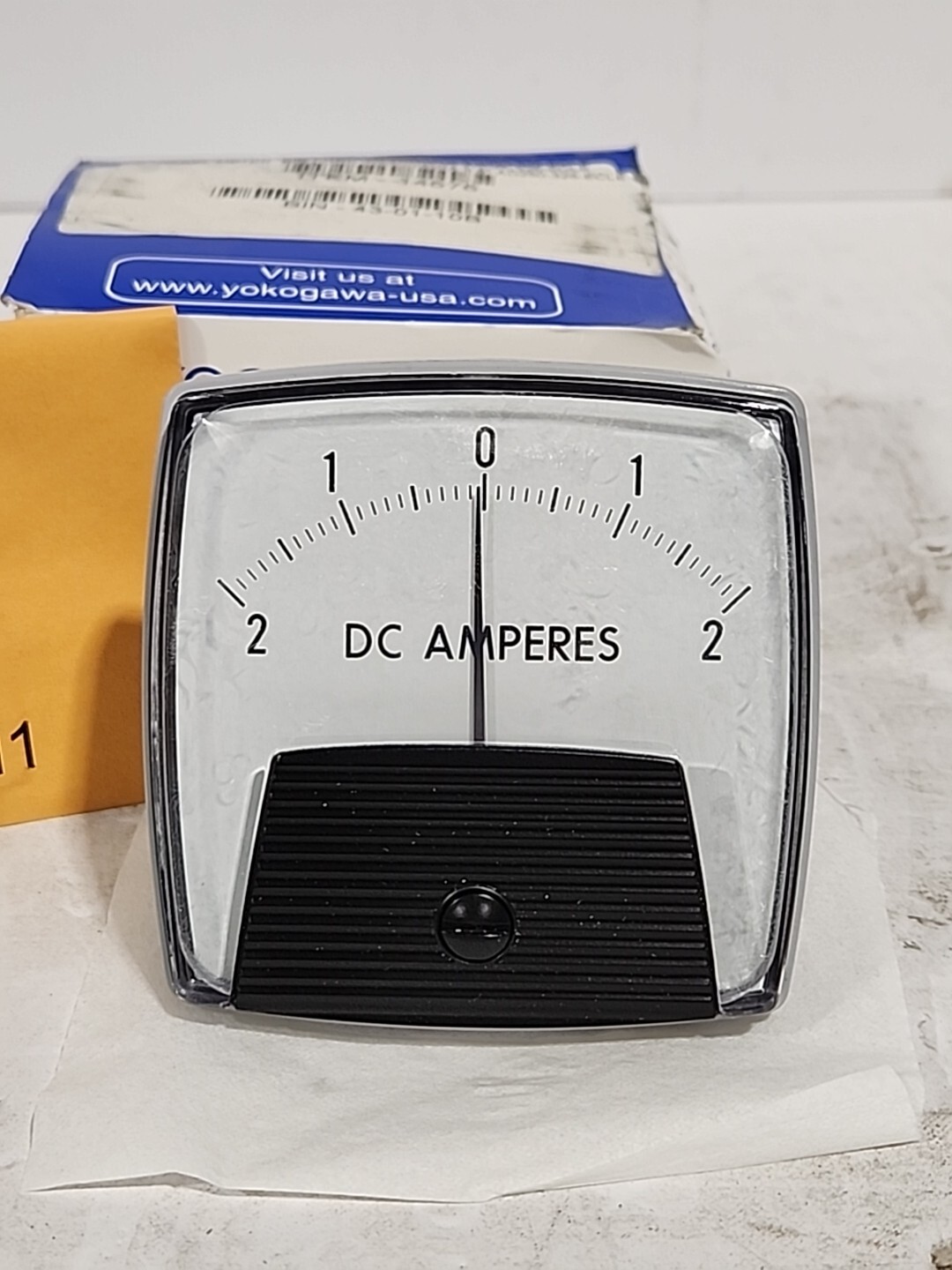 *New* Yokogawa 250325EC-LE8 Panel Meter