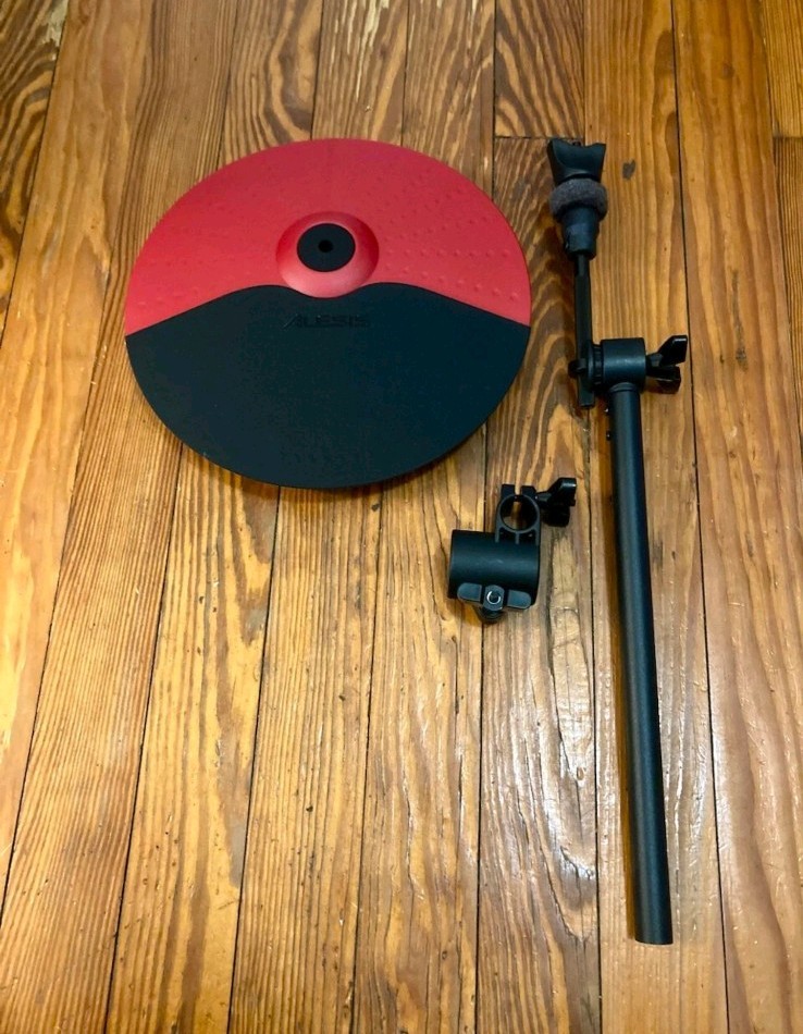 Red Cymbal Alesis Nitro SE w/Arm & Clamp E-Drum