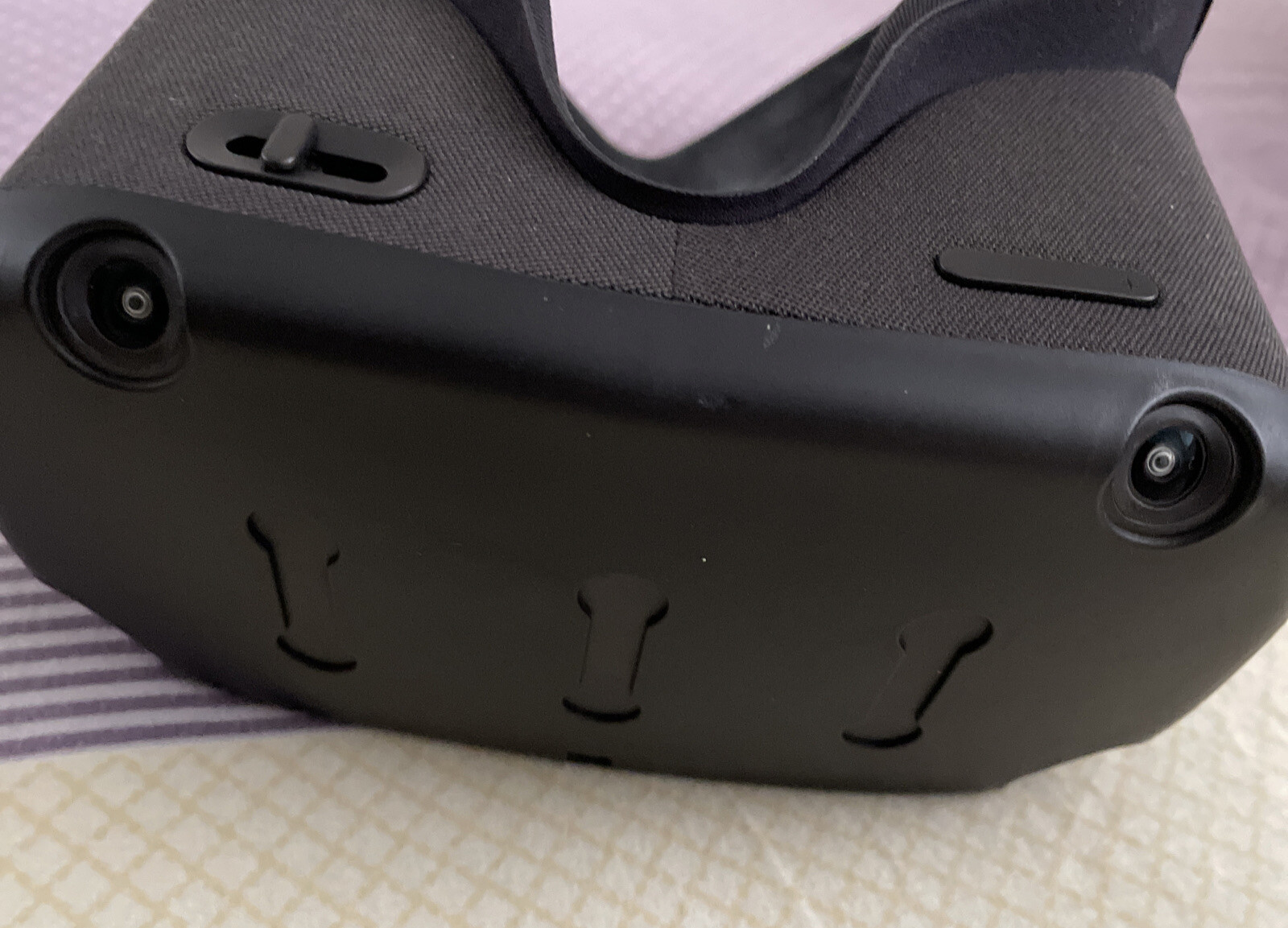 OCULUS QUEST 1 64GB Headset Only Tested Works Great