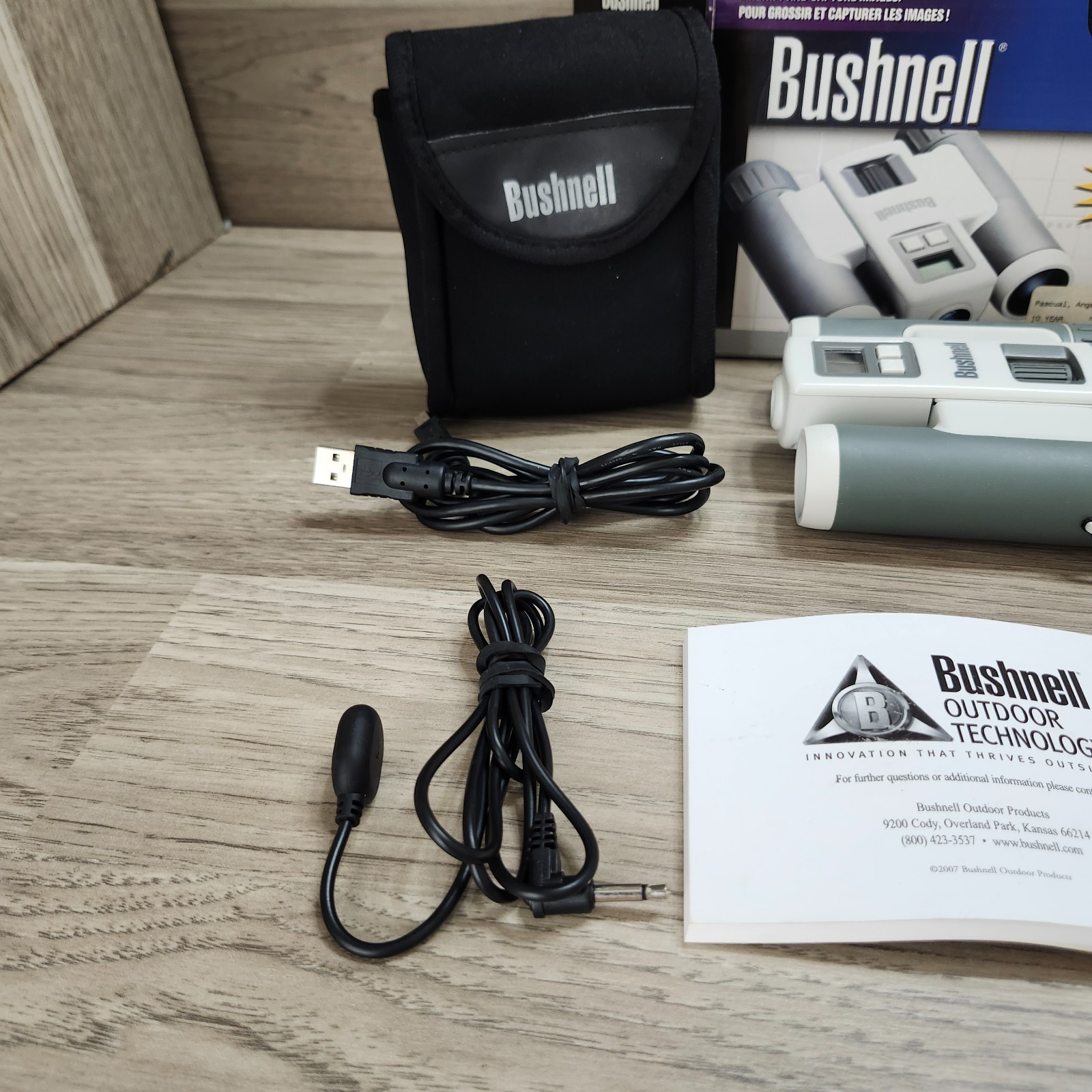Bushnell ImageView 10x25 Binocular & Digital Camera11-1026 W/Box